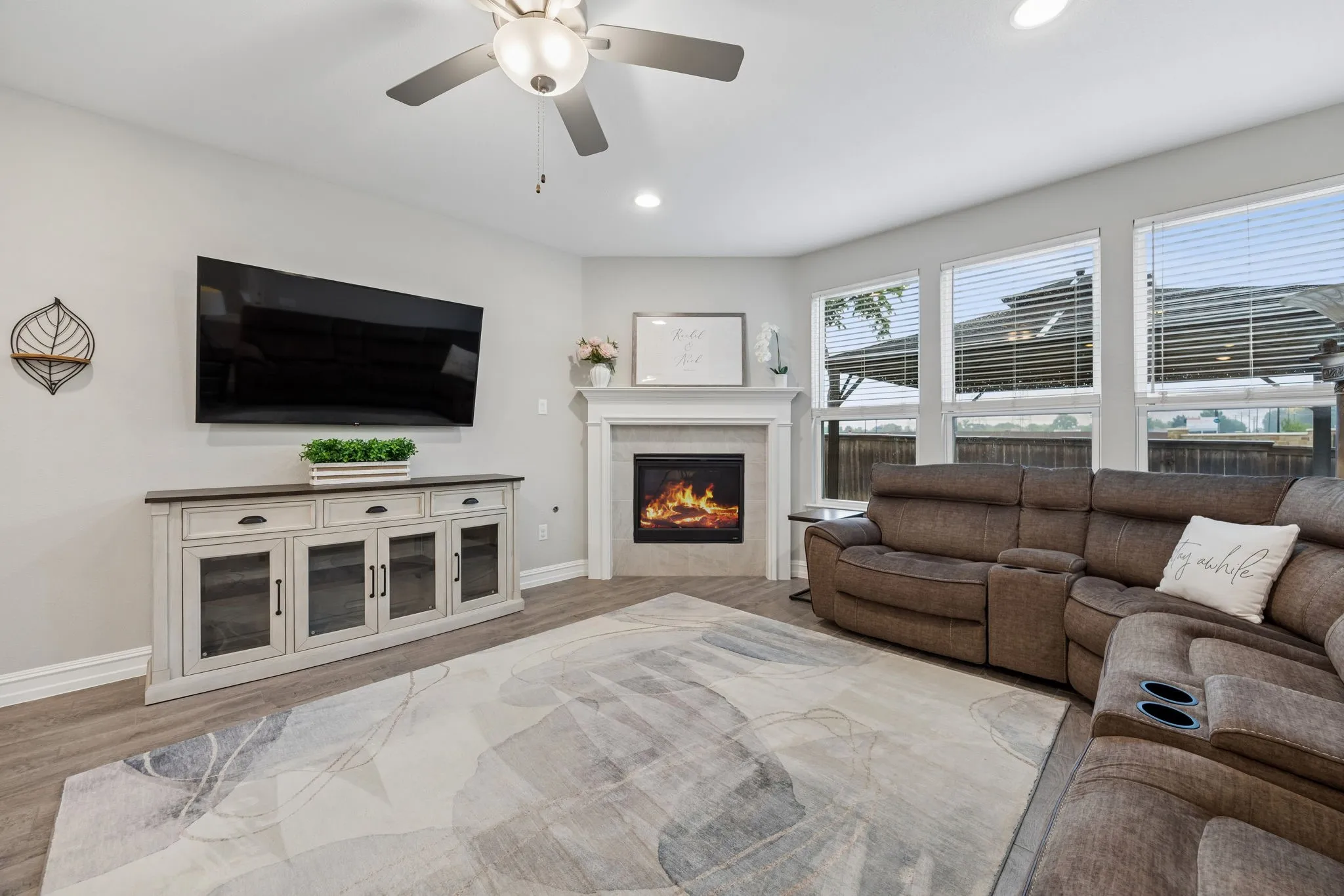 Single Family Residence For Sale in Collin County , 2335 Whitney Lane, Wylie, Texas 75098, 4 Bedroom, 3 Bathroom, 3 Garage spaces, 3,352 Sqft, built in 2020, mls#21366012, Real Estate Agent in Wylie, Homes For Sale in Collin county, Homes For Sale in Wylie, Realtor in Wylie Texas, Real Estate Brokerage Independent Realty Texas, Luminita Cordes Realtor