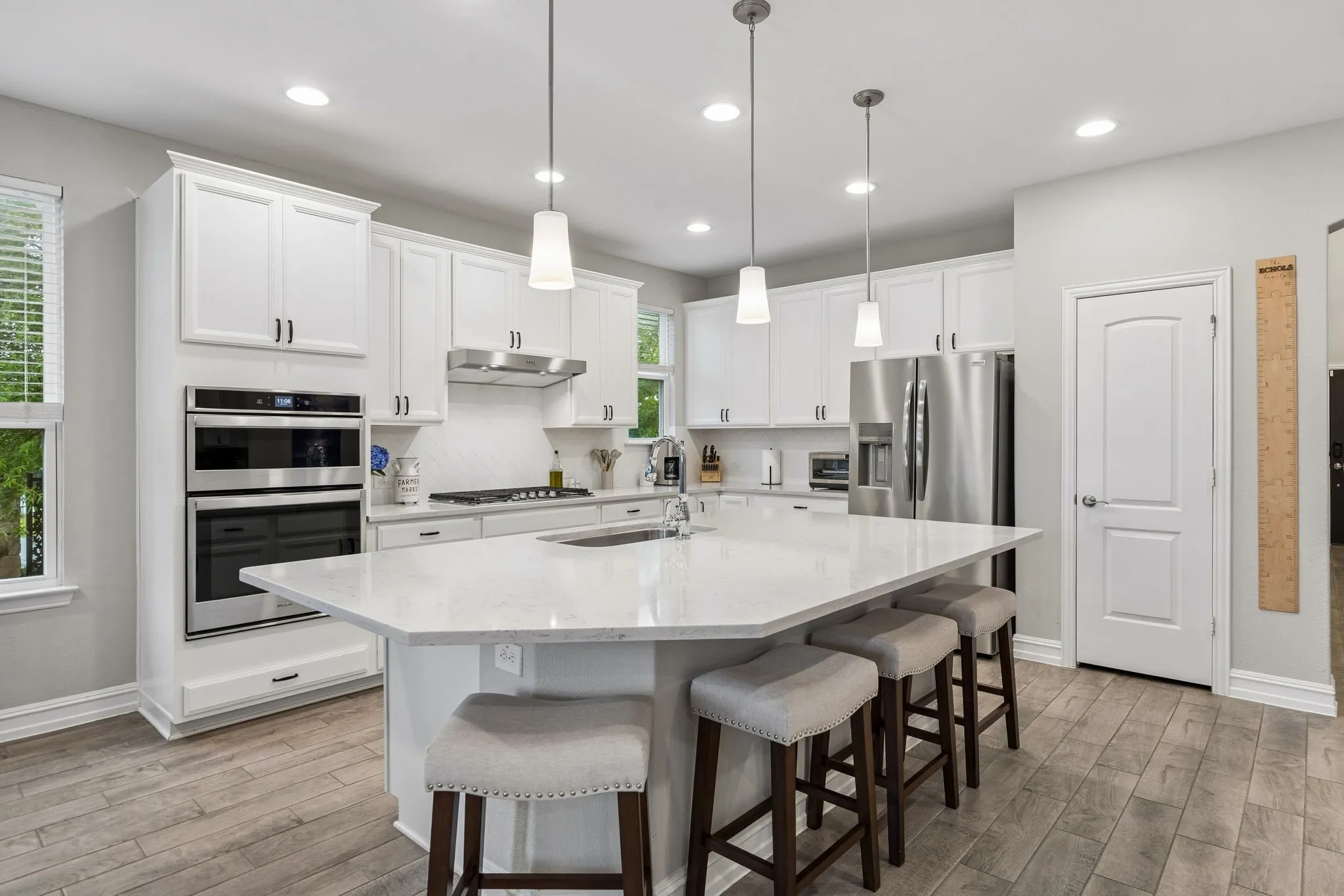 Single Family Residence For Sale in Collin County , 2335 Whitney Lane, Wylie, Texas 75098, 4 Bedroom, 3 Bathroom, 3 Garage spaces, 3,352 Sqft, built in 2020, mls#21366012, Real Estate Agent in Wylie, Homes For Sale in Collin county, Homes For Sale in Wylie, Realtor in Wylie Texas, Real Estate Brokerage Independent Realty Texas, Luminita Cordes Realtor