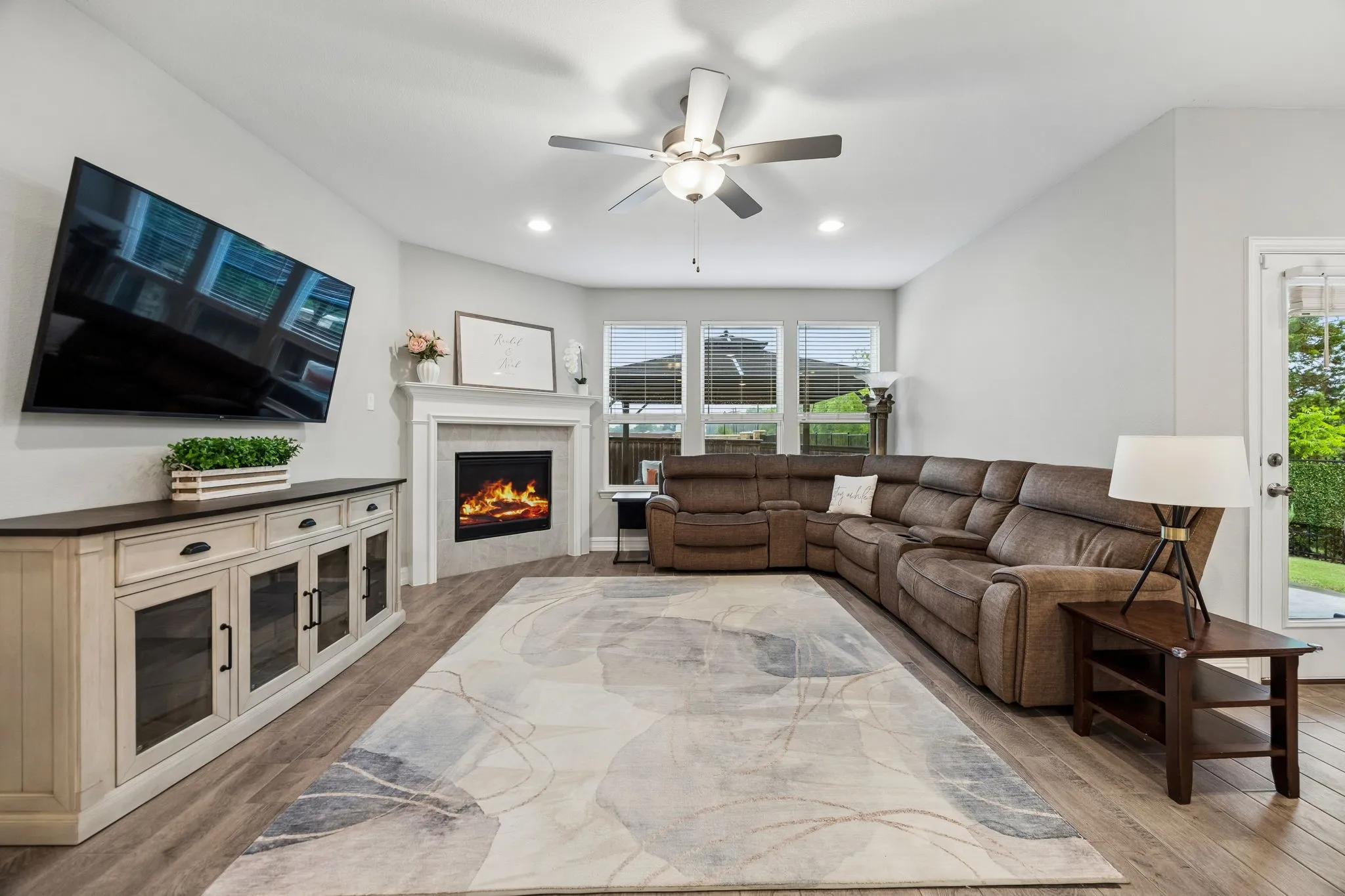 Single Family Residence For Sale in Collin County , 2335 Whitney Lane, Wylie, Texas 75098, 4 Bedroom, 3 Bathroom, 3 Garage spaces, 3,352 Sqft, built in 2020, mls#21366012, Real Estate Agent in Wylie, Homes For Sale in Collin county, Homes For Sale in Wylie, Realtor in Wylie Texas, Real Estate Brokerage Independent Realty Texas, Luminita Cordes Realtor