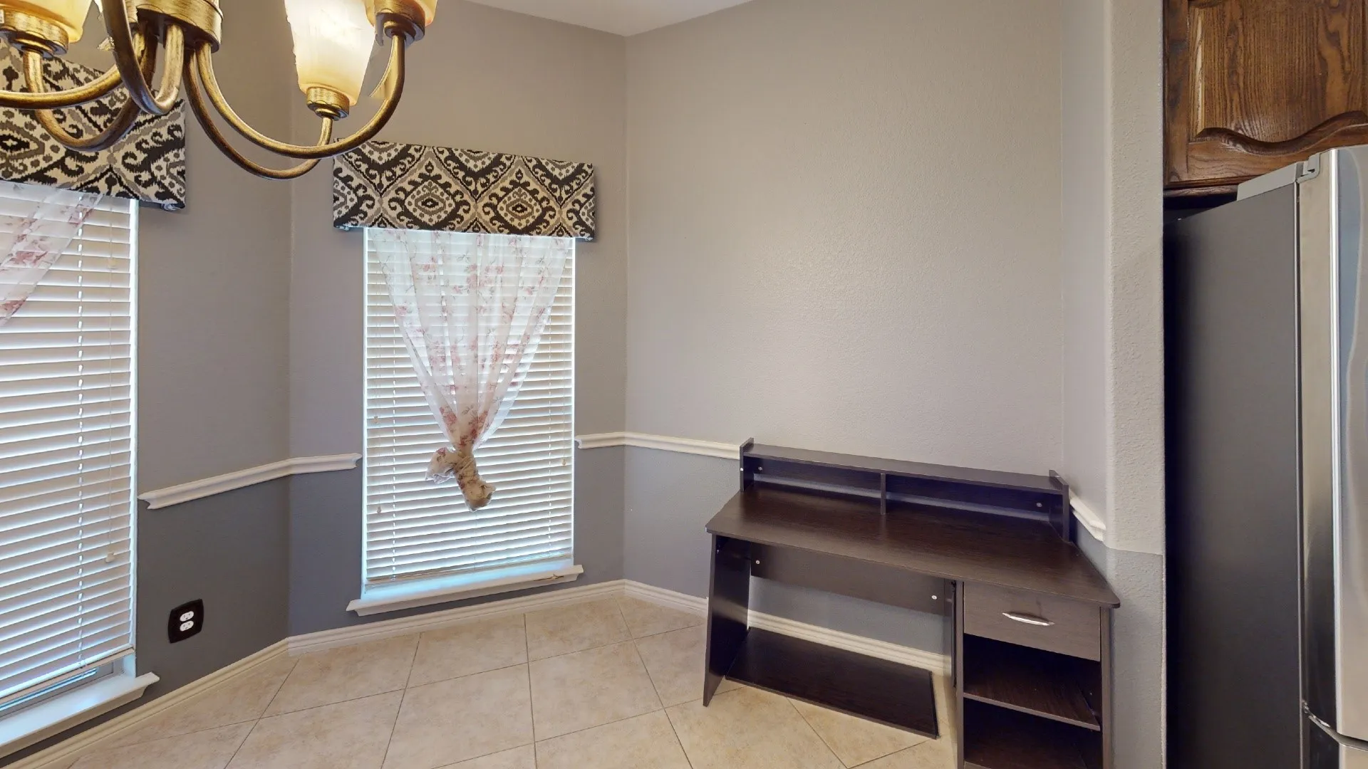 Single Family Residence For Rent in Tarrant County , 5628 Sleepy Creek Lane, Fort Worth, Texas 76179, 5 Bedroom, 3 Bathroom, 3 Garage spaces, 3,664 Sqft, built in 2009, mls#21366060, Real Estate Agent in Fort Worth, Homes For Rent in Tarrant county, Homes For Rent in Fort Worth, Realtor in Fort Worth Texas, Real Estate Brokerage Independent Realty Texas, Luminita Cordes Realtor