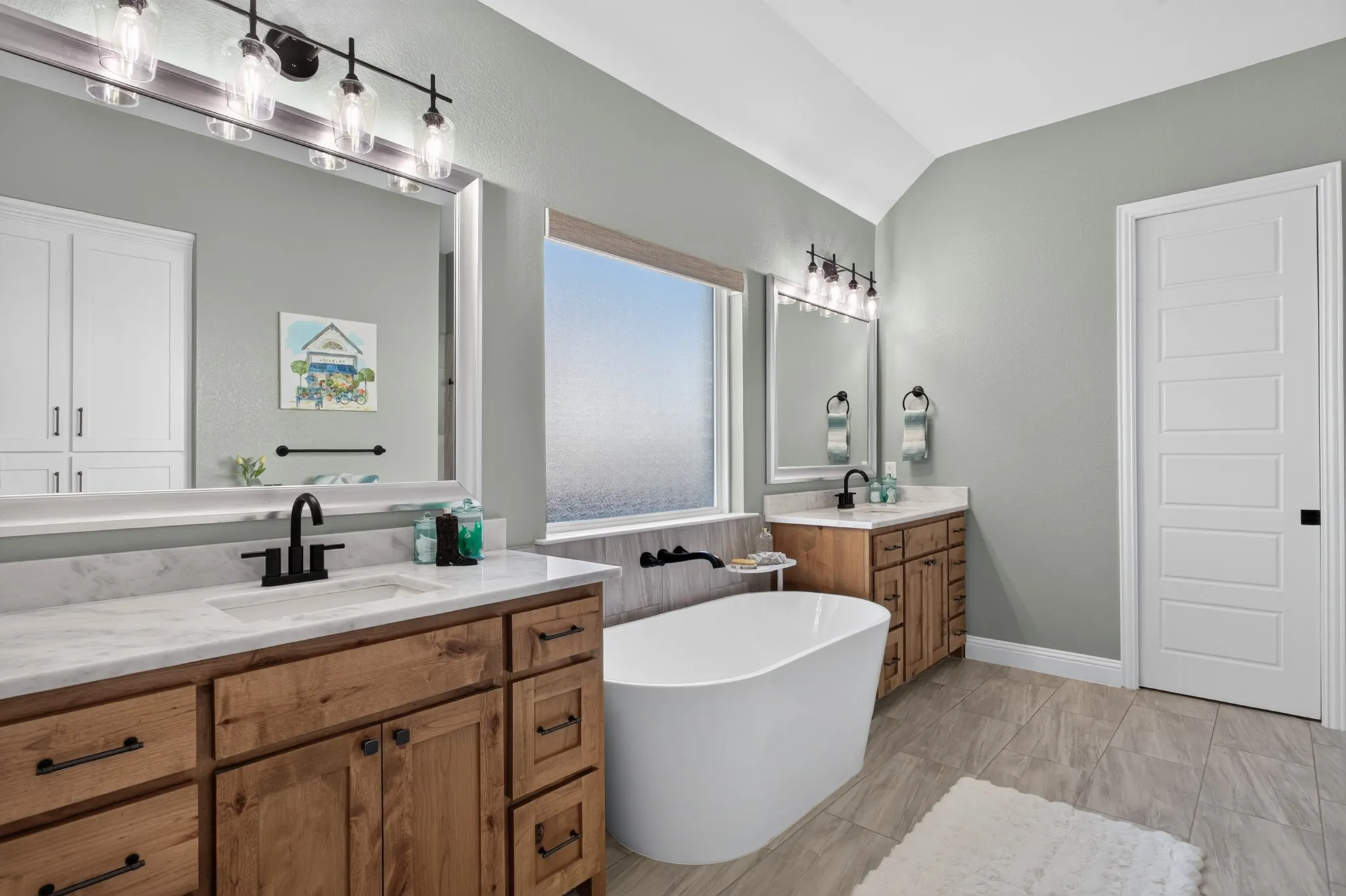 Single Family Residence For Sale in Denton County , 14812 Crystal Spring Drive, Justin, Texas 76247, 4 Bedroom, 4 Bathroom, 3 Garage spaces, 2,981 Sqft, built in 2021, mls#21364675, Real Estate Agent in Justin, Homes For Sale in Denton county, Homes For Sale in Justin, Realtor in Justin Texas, Real Estate Brokerage Independent Realty Texas, Luminita Cordes Realtor