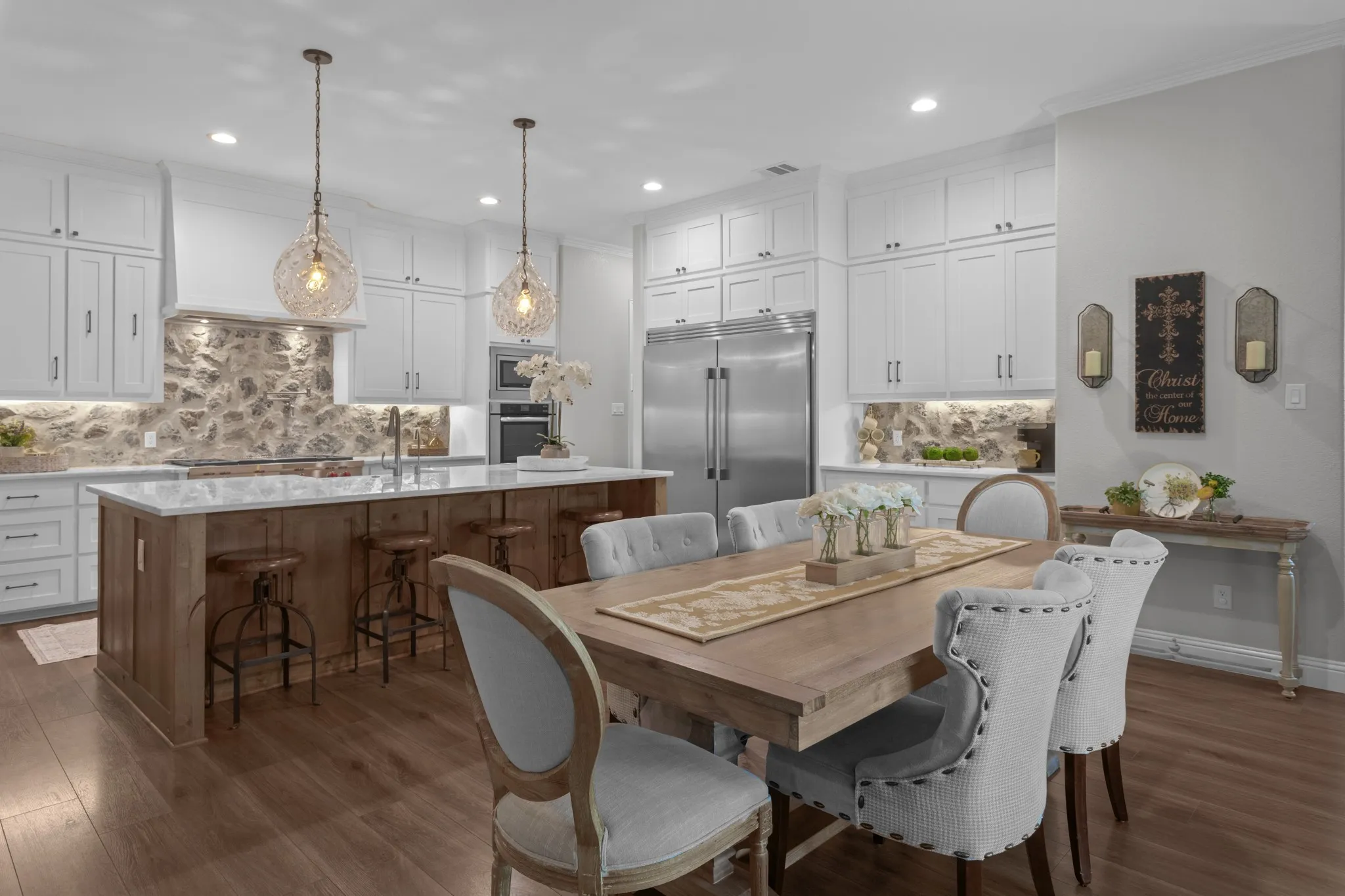 Single Family Residence For Sale in Denton County , 14812 Crystal Spring Drive, Justin, Texas 76247, 4 Bedroom, 4 Bathroom, 3 Garage spaces, 2,981 Sqft, built in 2021, mls#21364675, Real Estate Agent in Justin, Homes For Sale in Denton county, Homes For Sale in Justin, Realtor in Justin Texas, Real Estate Brokerage Independent Realty Texas, Luminita Cordes Realtor