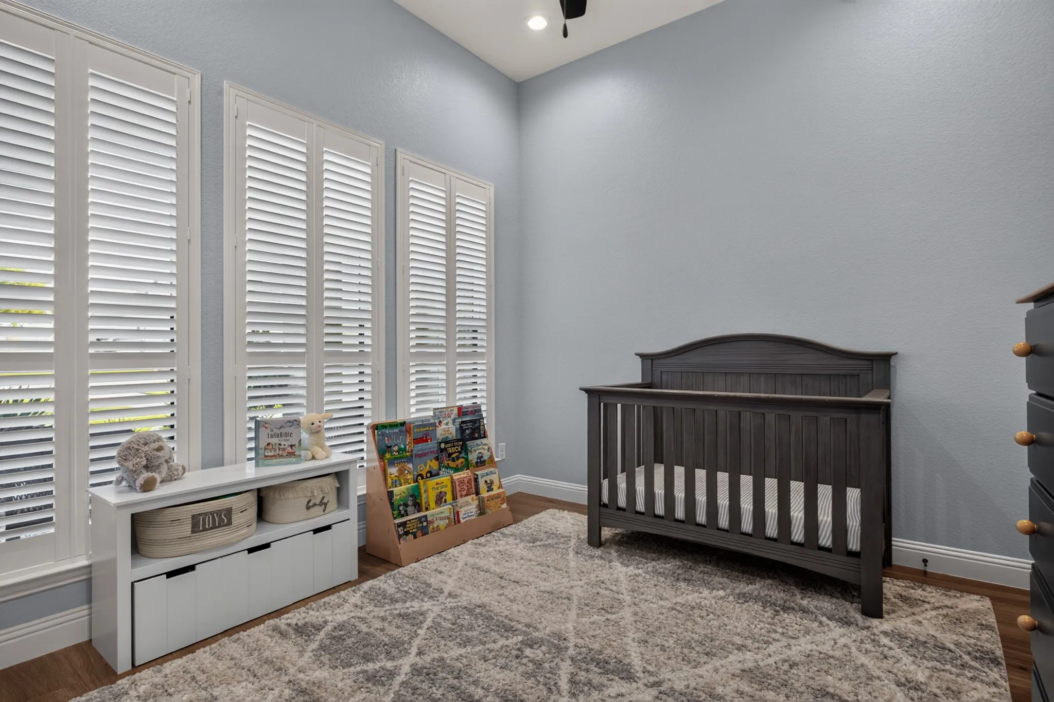 Single Family Residence For Sale in Denton County , 14812 Crystal Spring Drive, Justin, Texas 76247, 4 Bedroom, 4 Bathroom, 3 Garage spaces, 2,981 Sqft, built in 2021, mls#21364675, Real Estate Agent in Justin, Homes For Sale in Denton county, Homes For Sale in Justin, Realtor in Justin Texas, Real Estate Brokerage Independent Realty Texas, Luminita Cordes Realtor