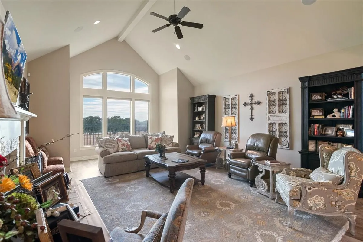 Single Family Residence For Sale in Mc Lennan County , 1608 Ridgewood Drive, Waco, Texas 76710, 3 Bedroom, 4 Bathroom, 2 Garage spaces, 3,043 Sqft, built in 2012, mls#21366053, Real Estate Agent in Waco, Homes For Sale in Mc Lennan county, Homes For Sale in Waco, Realtor in Waco Texas, Real Estate Brokerage Independent Realty Texas, Luminita Cordes Realtor