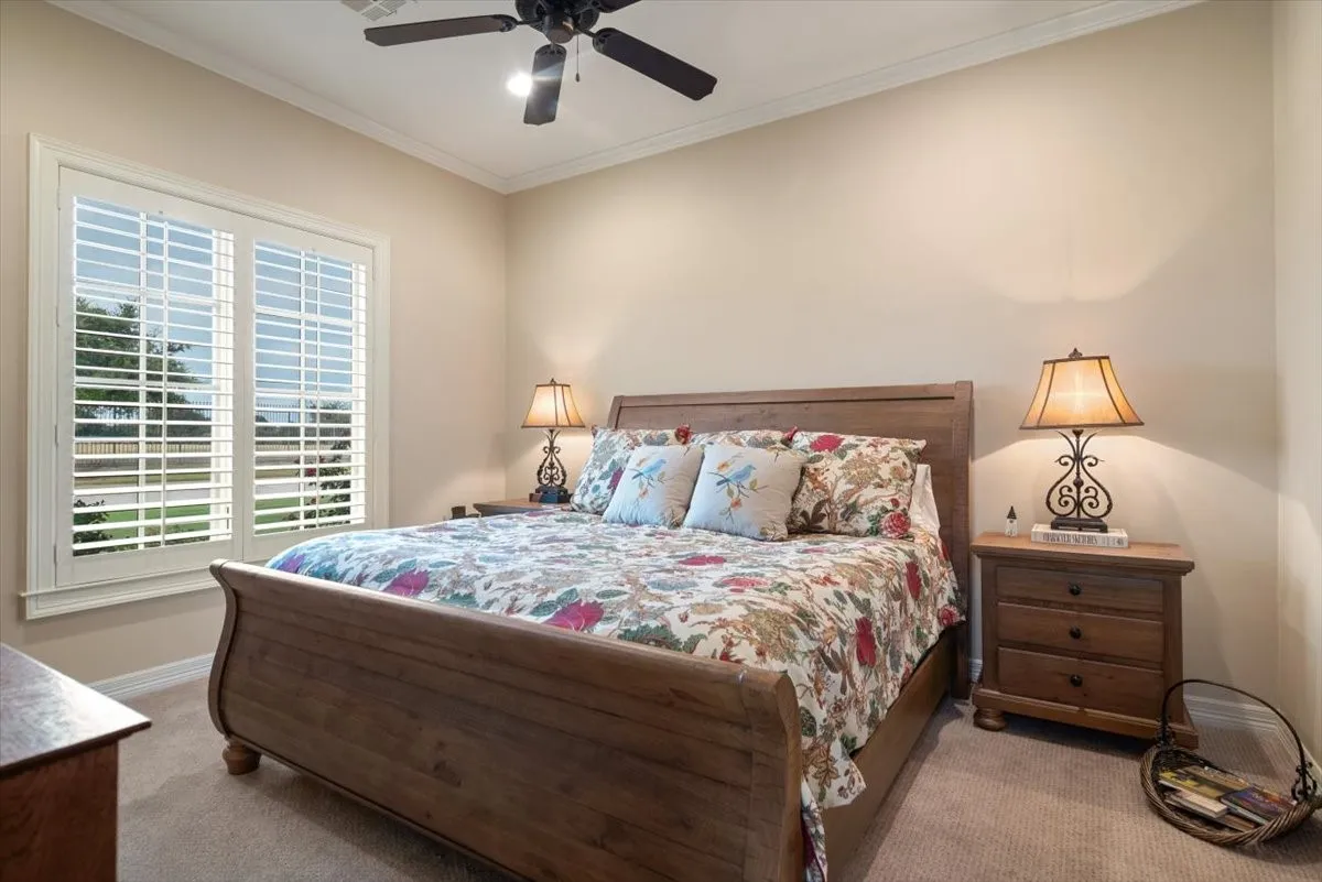 Single Family Residence For Sale in Mc Lennan County , 1608 Ridgewood Drive, Waco, Texas 76710, 3 Bedroom, 4 Bathroom, 2 Garage spaces, 3,043 Sqft, built in 2012, mls#21366053, Real Estate Agent in Waco, Homes For Sale in Mc Lennan county, Homes For Sale in Waco, Realtor in Waco Texas, Real Estate Brokerage Independent Realty Texas, Luminita Cordes Realtor