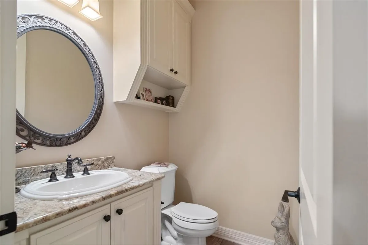 Single Family Residence For Sale in Mc Lennan County , 1608 Ridgewood Drive, Waco, Texas 76710, 3 Bedroom, 4 Bathroom, 2 Garage spaces, 3,043 Sqft, built in 2012, mls#21366053, Real Estate Agent in Waco, Homes For Sale in Mc Lennan county, Homes For Sale in Waco, Realtor in Waco Texas, Real Estate Brokerage Independent Realty Texas, Luminita Cordes Realtor