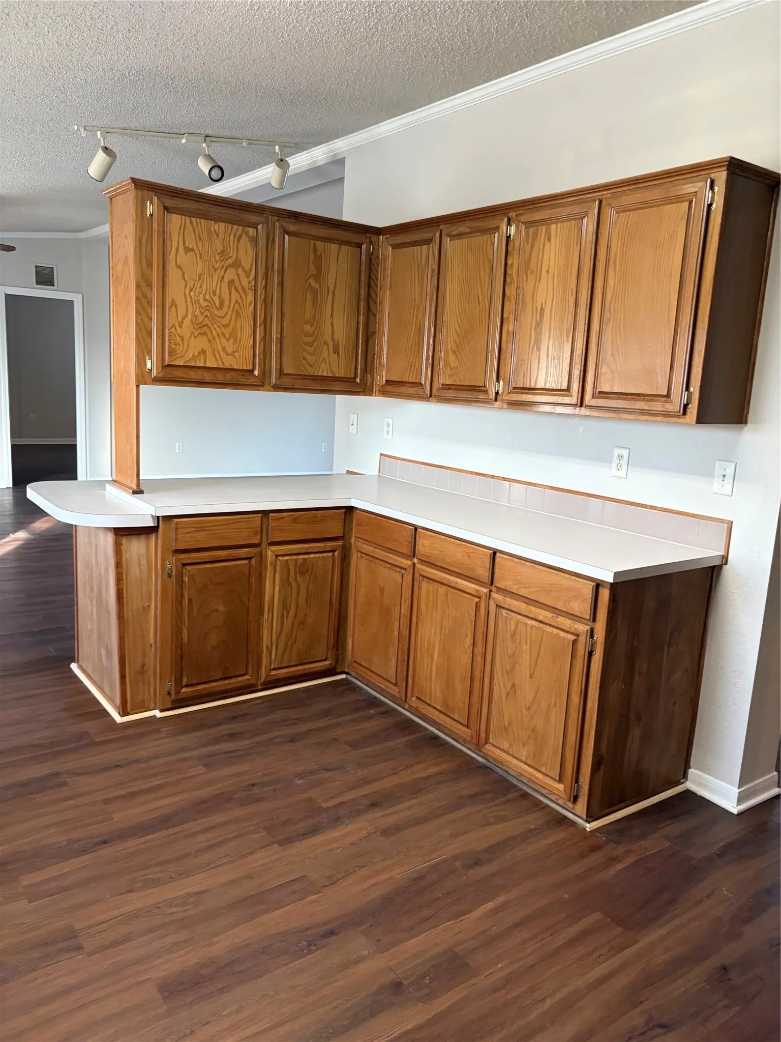 Single Family Residence For Rent in Navarro County , 5226 Fm 709 S, Corsicana, Texas 75110, 4 Bedroom, 3 Bathroom, 3 Garage spaces, 2,128 Sqft, built in 2001, mls#21365443, Real Estate Agent in Corsicana, Homes For Rent in Navarro county, Homes For Rent in Corsicana, Realtor in Corsicana Texas, Real Estate Brokerage Independent Realty Texas, Luminita Cordes Realtor
