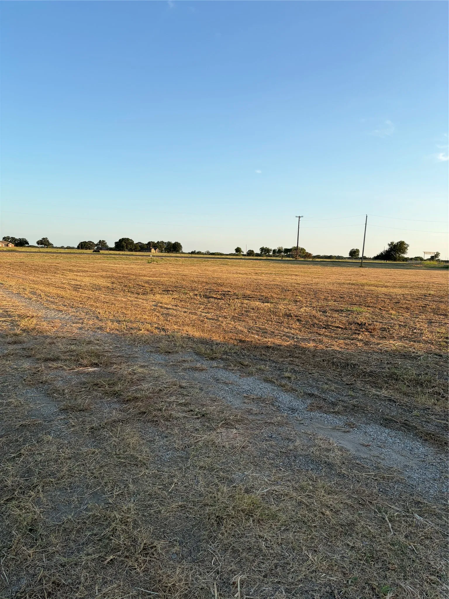Single Family Residence For Rent in Navarro County , 5226 Fm 709 S, Corsicana, Texas 75110, 4 Bedroom, 3 Bathroom, 3 Garage spaces, 2,128 Sqft, built in 2001, mls#21365443, Real Estate Agent in Corsicana, Homes For Rent in Navarro county, Homes For Rent in Corsicana, Realtor in Corsicana Texas, Real Estate Brokerage Independent Realty Texas, Luminita Cordes Realtor