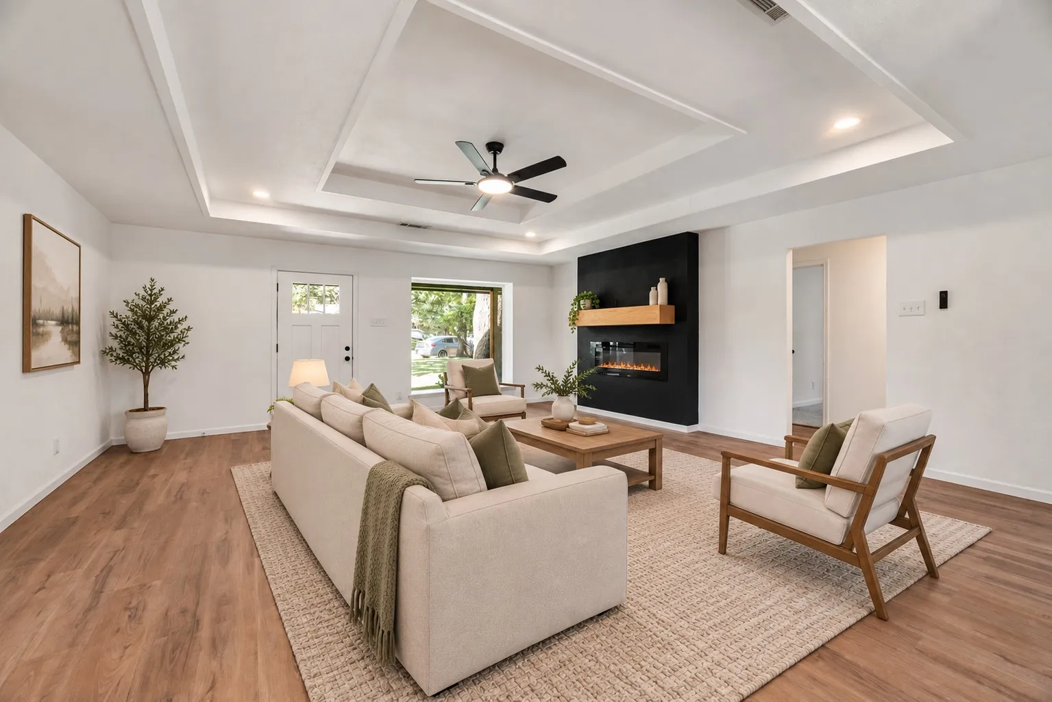 Single Family Residence For Sale in Tarrant County , 3500 Raynorwood Court, Arlington, Texas 76015, 3 Bedroom, 2 Bathroom, Garage spaces, 1,820 Sqft, built in 1980, mls#21362645, Real Estate Agent in Arlington, Homes For Sale in Tarrant county, Homes For Sale in Arlington, Realtor in Arlington Texas, Real Estate Brokerage Independent Realty Texas, Luminita Cordes Realtor