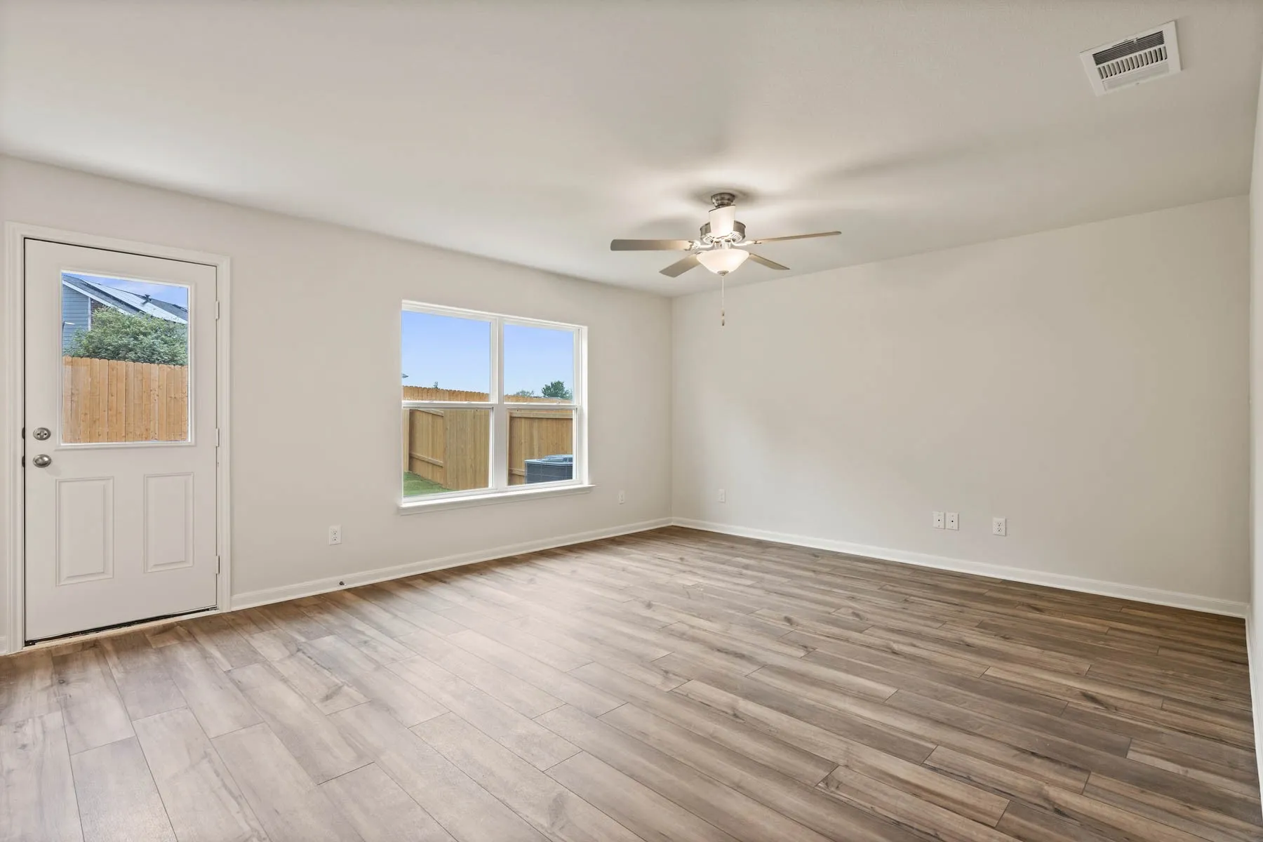 Single Family Residence For Rent in Tarrant County , 10929 Gray Mare Drive, Fort Worth, Texas 76108, 3 Bedroom, 2 Bathroom, 2 Garage spaces, 1,229 Sqft, built in 2026, mls#21366063, Real Estate Agent in Fort Worth, Homes For Rent in Tarrant county, Homes For Rent in Fort Worth, Realtor in Fort Worth Texas, Real Estate Brokerage Independent Realty Texas, Luminita Cordes Realtor