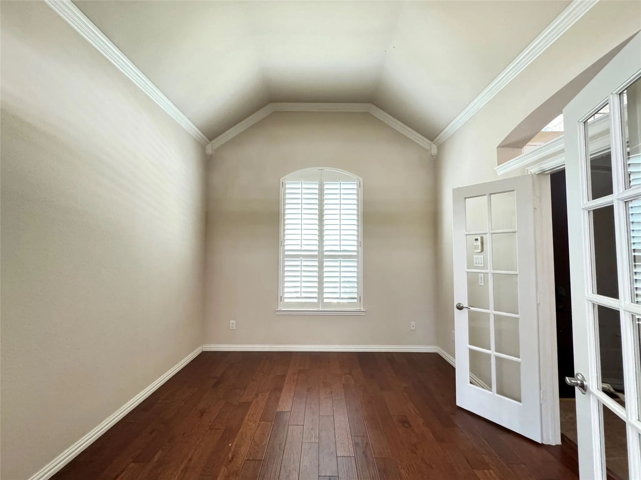 Single Family Residence For Rent in Collin County , 14620 Falling Leaf Drive, Frisco, Texas 75035, 3 Bedroom, 2 Bathroom, 2 Garage spaces, 2,330 Sqft, built in 2004, mls#21356692, Real Estate Agent in Frisco, Homes For Rent in Collin county, Homes For Rent in Frisco, Realtor in Frisco Texas, Real Estate Brokerage Independent Realty Texas, Luminita Cordes Realtor