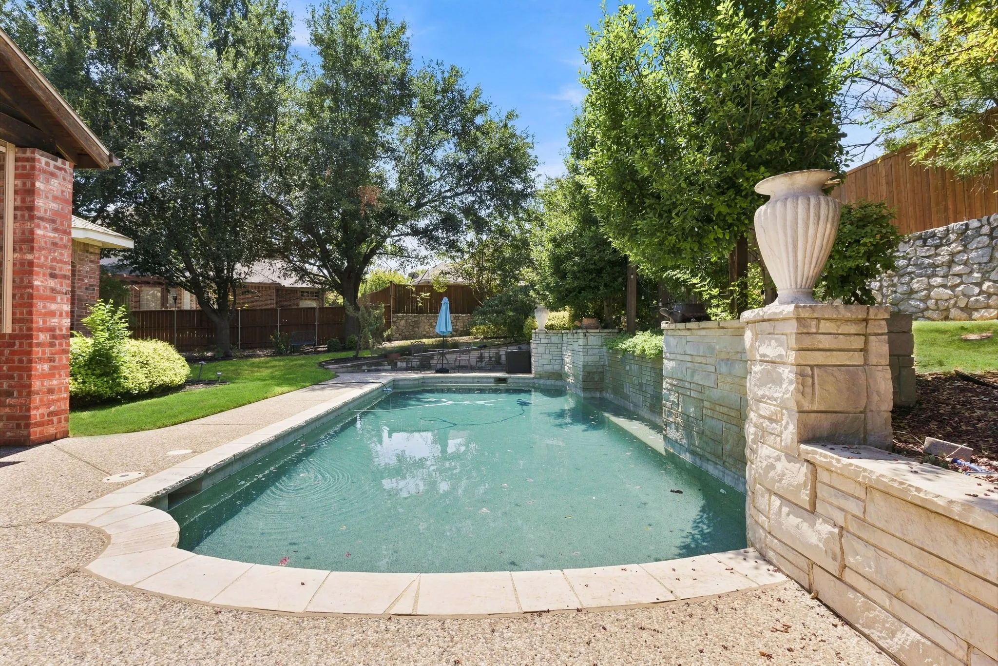 Single Family Residence For Rent in Collin County , 708 Hackberry Ridge Drive, Mc Kinney, Texas 75072, 4 Bedroom, 4 Bathroom, 2 Garage spaces, 3,269 Sqft, built in 1999, mls#21365494, Real Estate Agent in Mc Kinney, Homes For Rent in Collin county, Homes For Rent in Mc Kinney, Realtor in Mc Kinney Texas, Real Estate Brokerage Independent Realty Texas, Luminita Cordes Realtor
