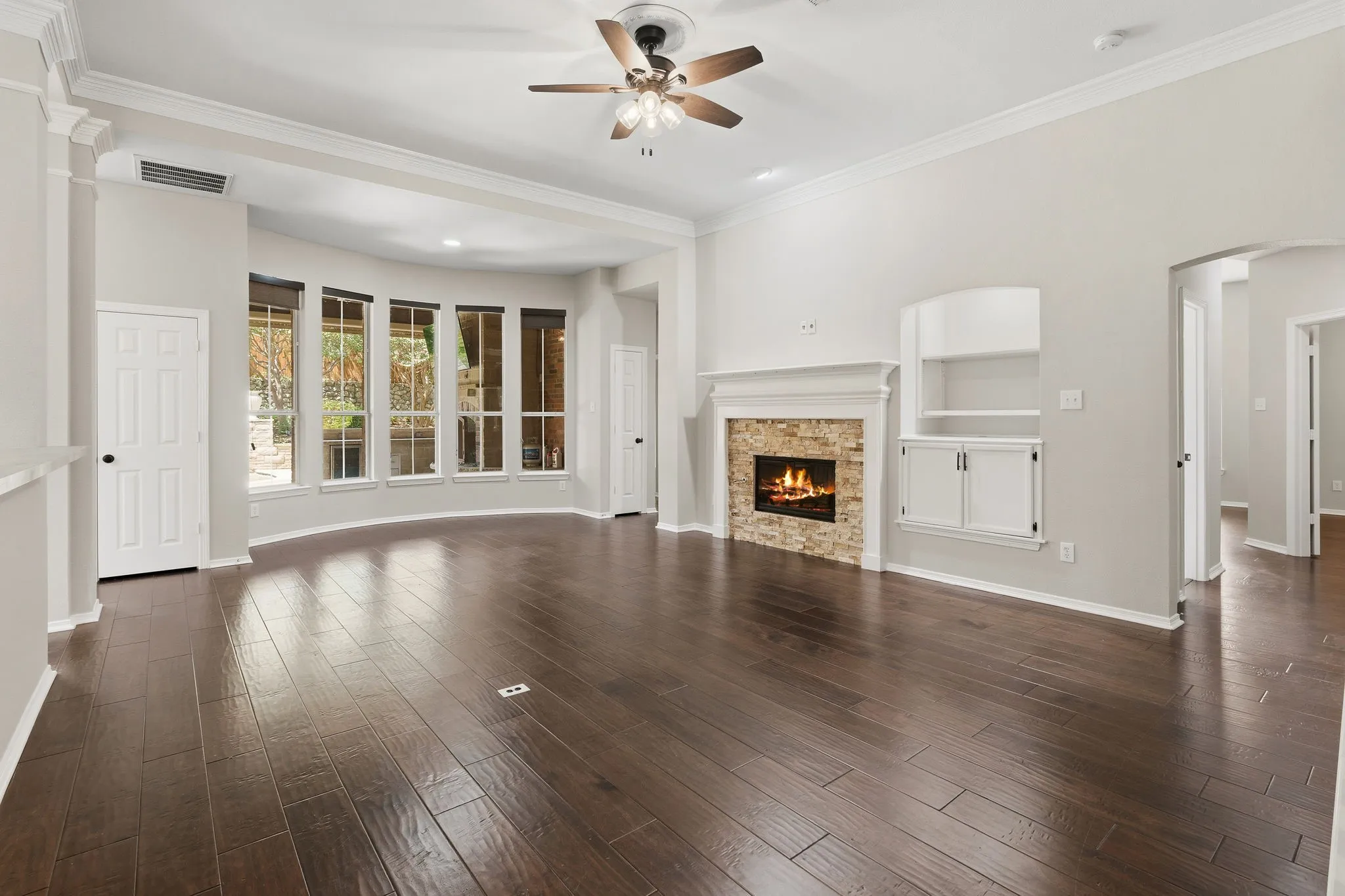 Single Family Residence For Rent in Collin County , 708 Hackberry Ridge Drive, Mc Kinney, Texas 75072, 4 Bedroom, 4 Bathroom, 2 Garage spaces, 3,269 Sqft, built in 1999, mls#21365494, Real Estate Agent in Mc Kinney, Homes For Rent in Collin county, Homes For Rent in Mc Kinney, Realtor in Mc Kinney Texas, Real Estate Brokerage Independent Realty Texas, Luminita Cordes Realtor