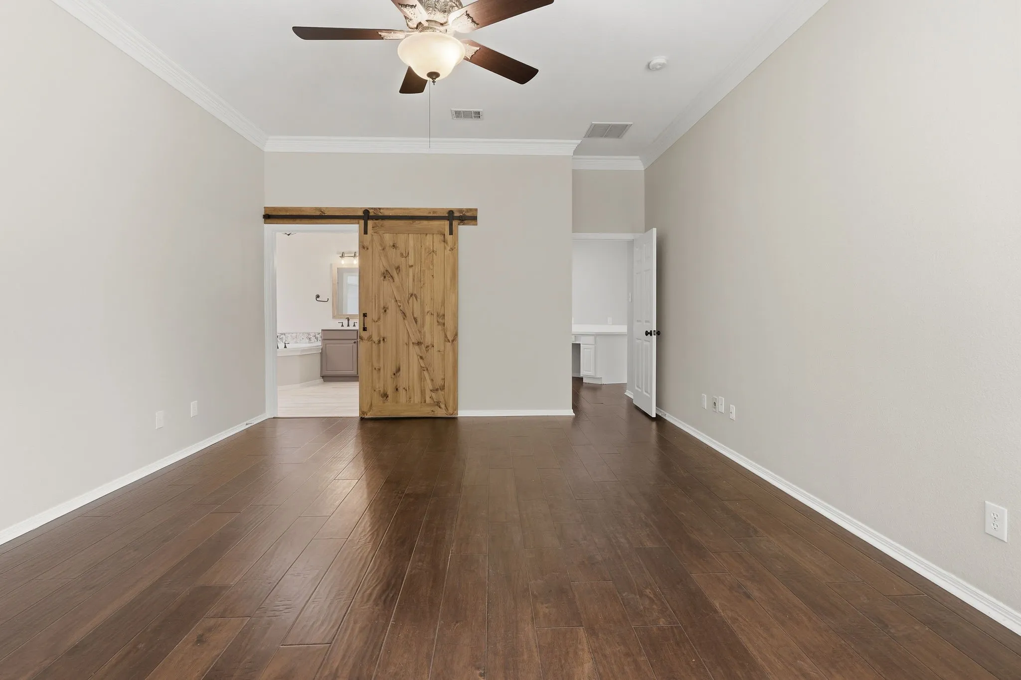 Single Family Residence For Rent in Collin County , 708 Hackberry Ridge Drive, Mc Kinney, Texas 75072, 4 Bedroom, 4 Bathroom, 2 Garage spaces, 3,269 Sqft, built in 1999, mls#21365494, Real Estate Agent in Mc Kinney, Homes For Rent in Collin county, Homes For Rent in Mc Kinney, Realtor in Mc Kinney Texas, Real Estate Brokerage Independent Realty Texas, Luminita Cordes Realtor