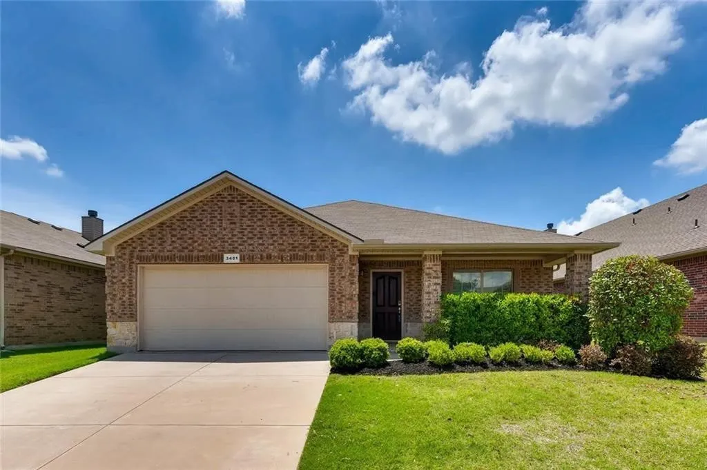 Single Family Residence For Rent in Denton County , 3401 Buckthorn Lane, Denton, Texas 76226, 3 Bedroom, 2 Bathroom, 2 Garage spaces, 2,040 Sqft, built in 2011, mls#21366068, Real Estate Agent in Denton, Homes For Rent in Denton county, Homes For Rent in Denton, Realtor in Denton Texas, Real Estate Brokerage Independent Realty Texas, Luminita Cordes Realtor