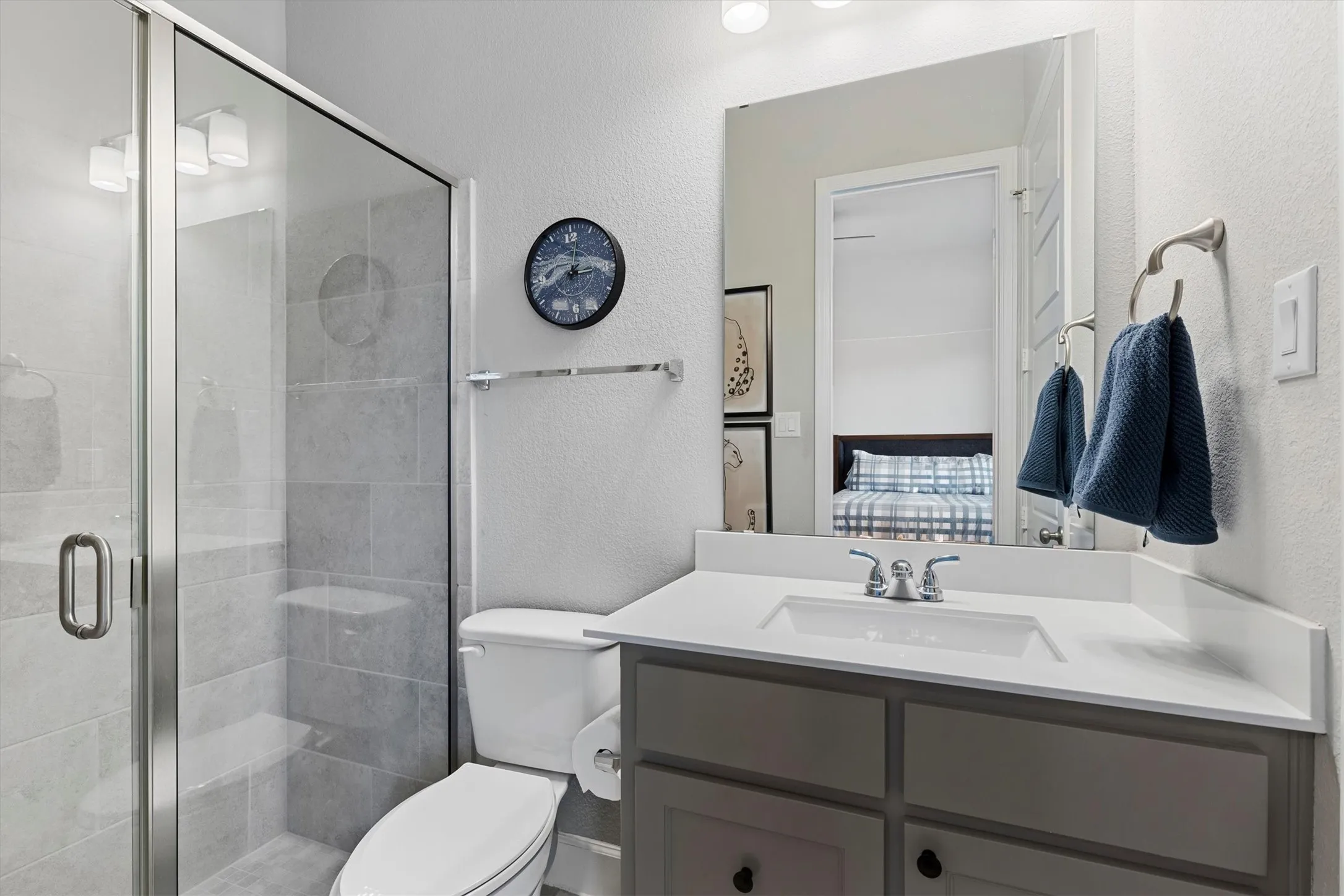 Single Family Residence For Sale in Ellis County , 2825 Shane Drive, Midlothian, Texas 76065, 4 Bedroom, 4 Bathroom, 3 Garage spaces, 3,306 Sqft, built in 2022, mls#21362105, Real Estate Agent in Midlothian, Homes For Sale in Ellis county, Homes For Sale in Midlothian, Realtor in Midlothian Texas, Real Estate Brokerage Independent Realty Texas, Luminita Cordes Realtor