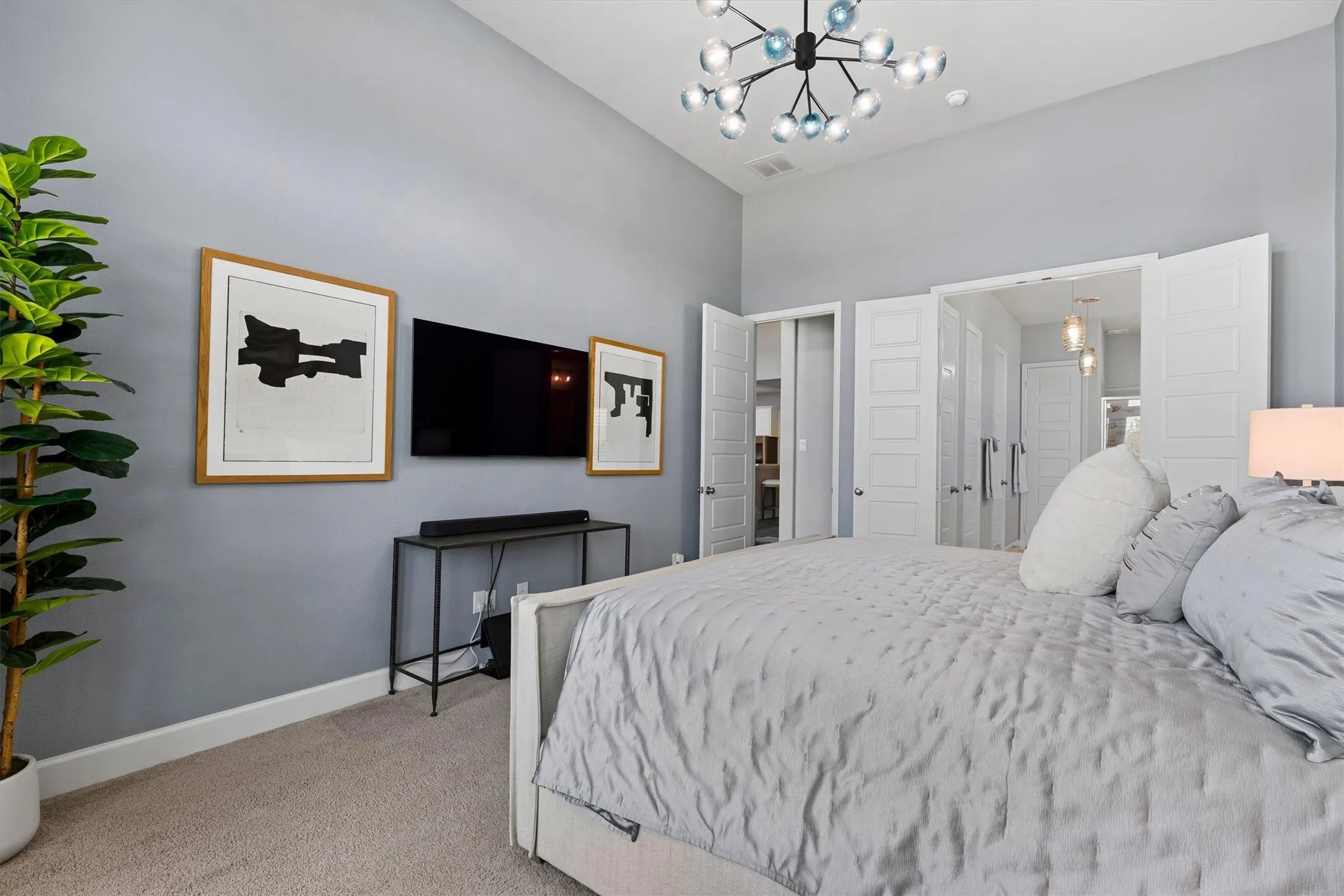 Single Family Residence For Sale in Ellis County , 2825 Shane Drive, Midlothian, Texas 76065, 4 Bedroom, 4 Bathroom, 3 Garage spaces, 3,306 Sqft, built in 2022, mls#21362105, Real Estate Agent in Midlothian, Homes For Sale in Ellis county, Homes For Sale in Midlothian, Realtor in Midlothian Texas, Real Estate Brokerage Independent Realty Texas, Luminita Cordes Realtor