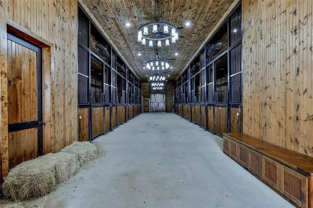 Unimproved Land For Sale in Ellis County , Lot 30A Blackstone Parkway, Waxahachie, Texas 75167, 0, 0, Garage spaces, 0 Sqft, built in 0, Price $255,000, mls#21365716, Real Estate Agent in Waxahachie, Homes For Sale in Ellis county, Homes For Sale in Waxahachie, Realtor in Waxahachie Texas, Real Estate Brokerage Independent Realty Texas, Luminita Cordes Realtor