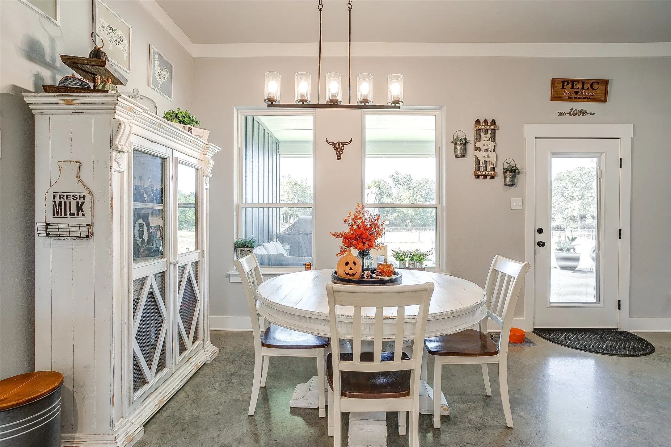 Single Family Residence For Sale in Parker County , 492 Clark Lake Road, Weatherford, Texas 76088, 4 Bedroom, 2 Bathroom, 2 Garage spaces, 2,150 Sqft, built in 2022, mls#21365413, Real Estate Agent in Weatherford, Homes For Sale in Parker county, Homes For Sale in Weatherford, Realtor in Weatherford Texas, Real Estate Brokerage Independent Realty Texas, Luminita Cordes Realtor