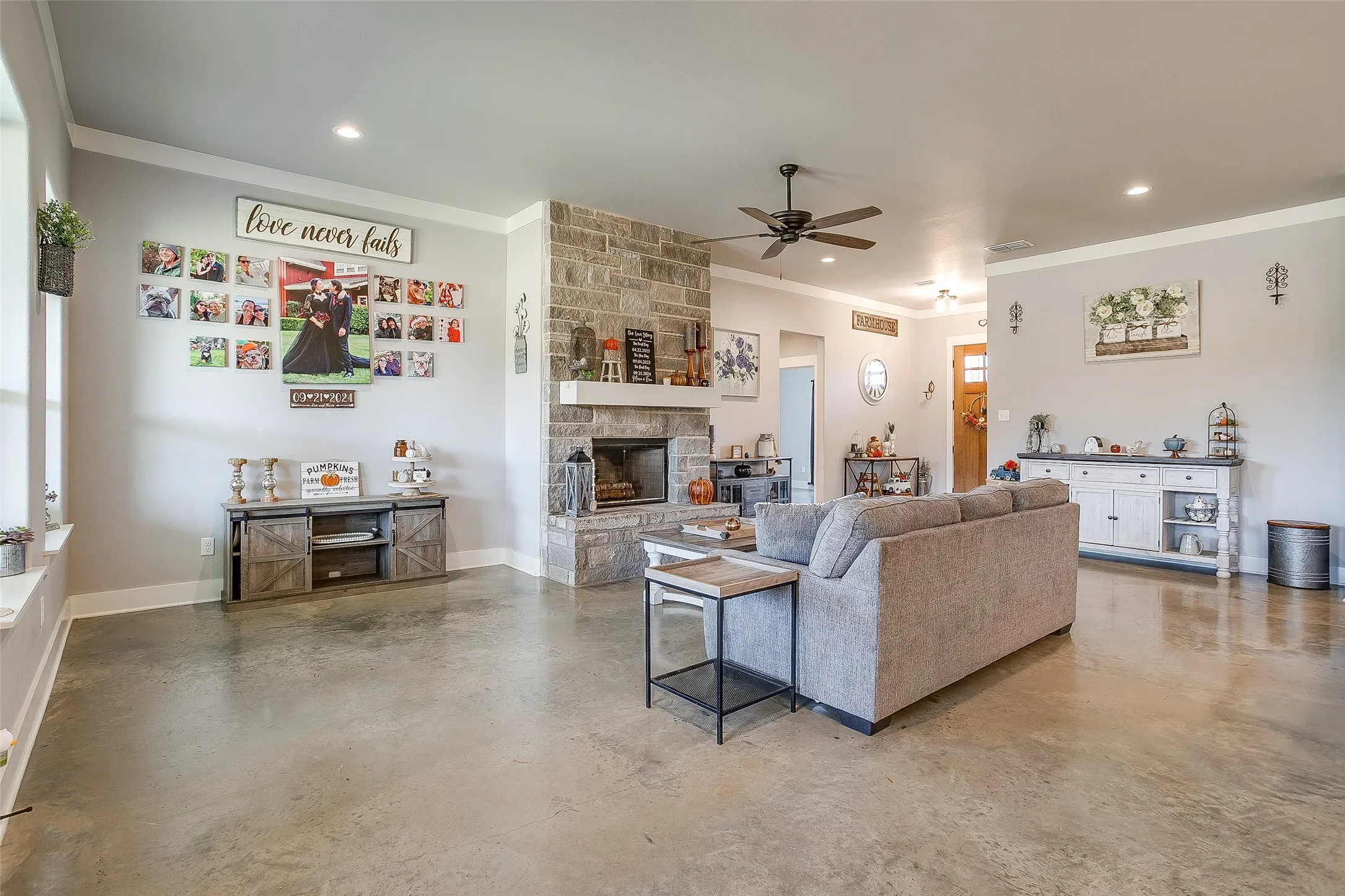 Single Family Residence For Sale in Parker County , 492 Clark Lake Road, Weatherford, Texas 76088, 4 Bedroom, 2 Bathroom, 2 Garage spaces, 2,150 Sqft, built in 2022, mls#21365413, Real Estate Agent in Weatherford, Homes For Sale in Parker county, Homes For Sale in Weatherford, Realtor in Weatherford Texas, Real Estate Brokerage Independent Realty Texas, Luminita Cordes Realtor