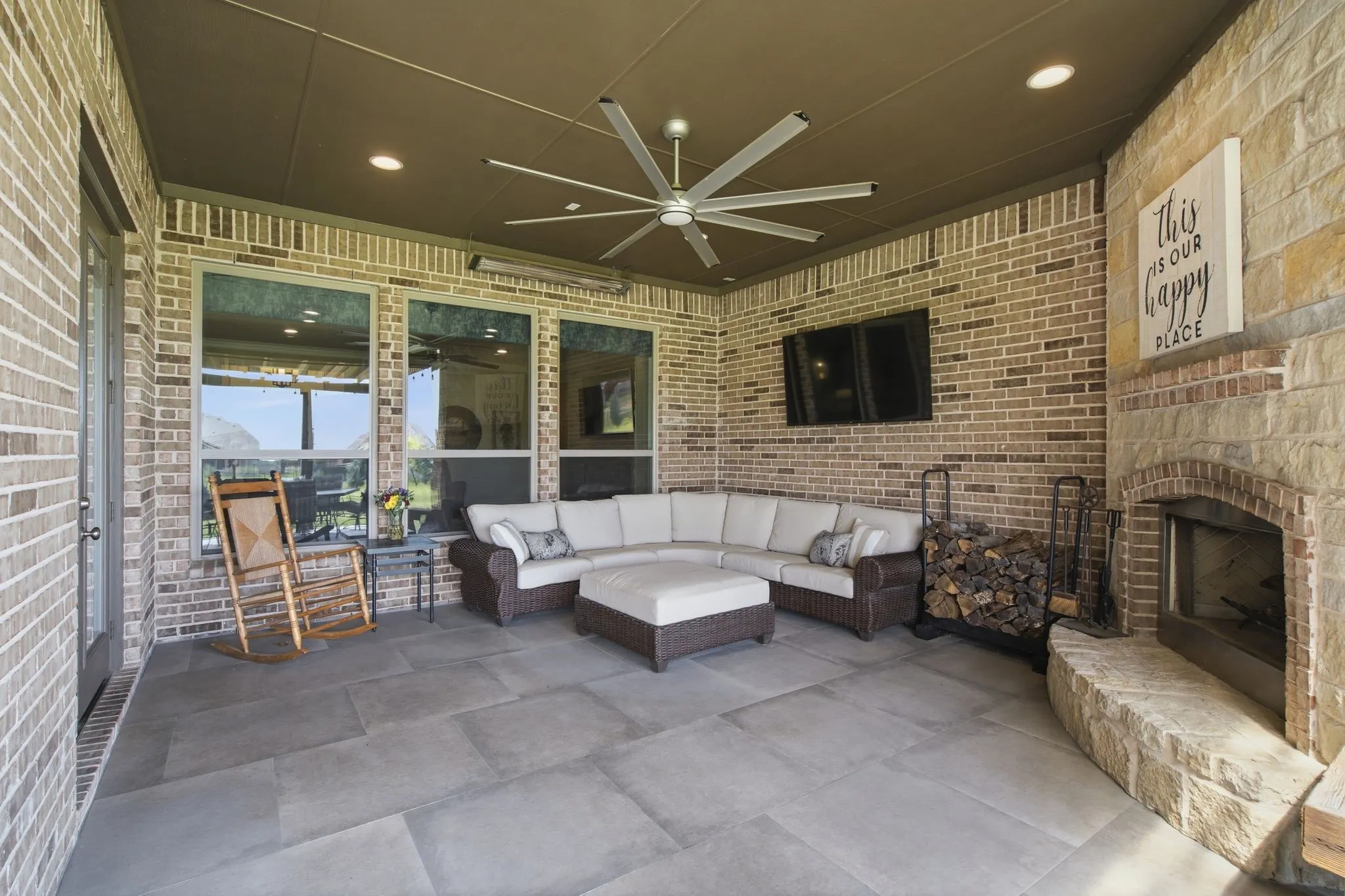 Single Family Residence For Sale in Collin County , 2175 Cattle Street, Celina, Texas 75009, 4 Bedroom, 3 Bathroom, 5 Garage spaces, 3,449 Sqft, built in 2018, mls#21365918, Real Estate Agent in Celina, Homes For Sale in Collin county, Homes For Sale in Celina, Realtor in Celina Texas, Real Estate Brokerage Independent Realty Texas, Luminita Cordes Realtor