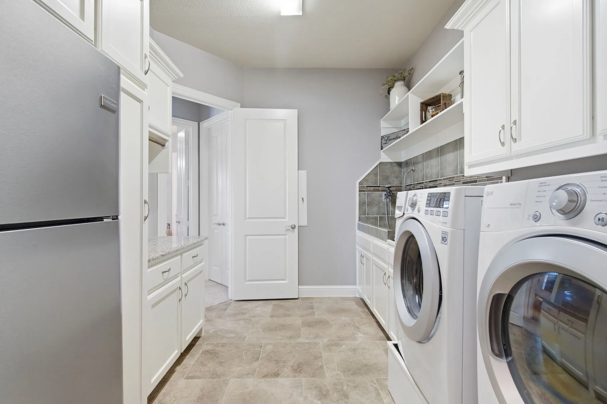 Single Family Residence For Sale in Collin County , 2175 Cattle Street, Celina, Texas 75009, 4 Bedroom, 3 Bathroom, 5 Garage spaces, 3,449 Sqft, built in 2018, mls#21365918, Real Estate Agent in Celina, Homes For Sale in Collin county, Homes For Sale in Celina, Realtor in Celina Texas, Real Estate Brokerage Independent Realty Texas, Luminita Cordes Realtor