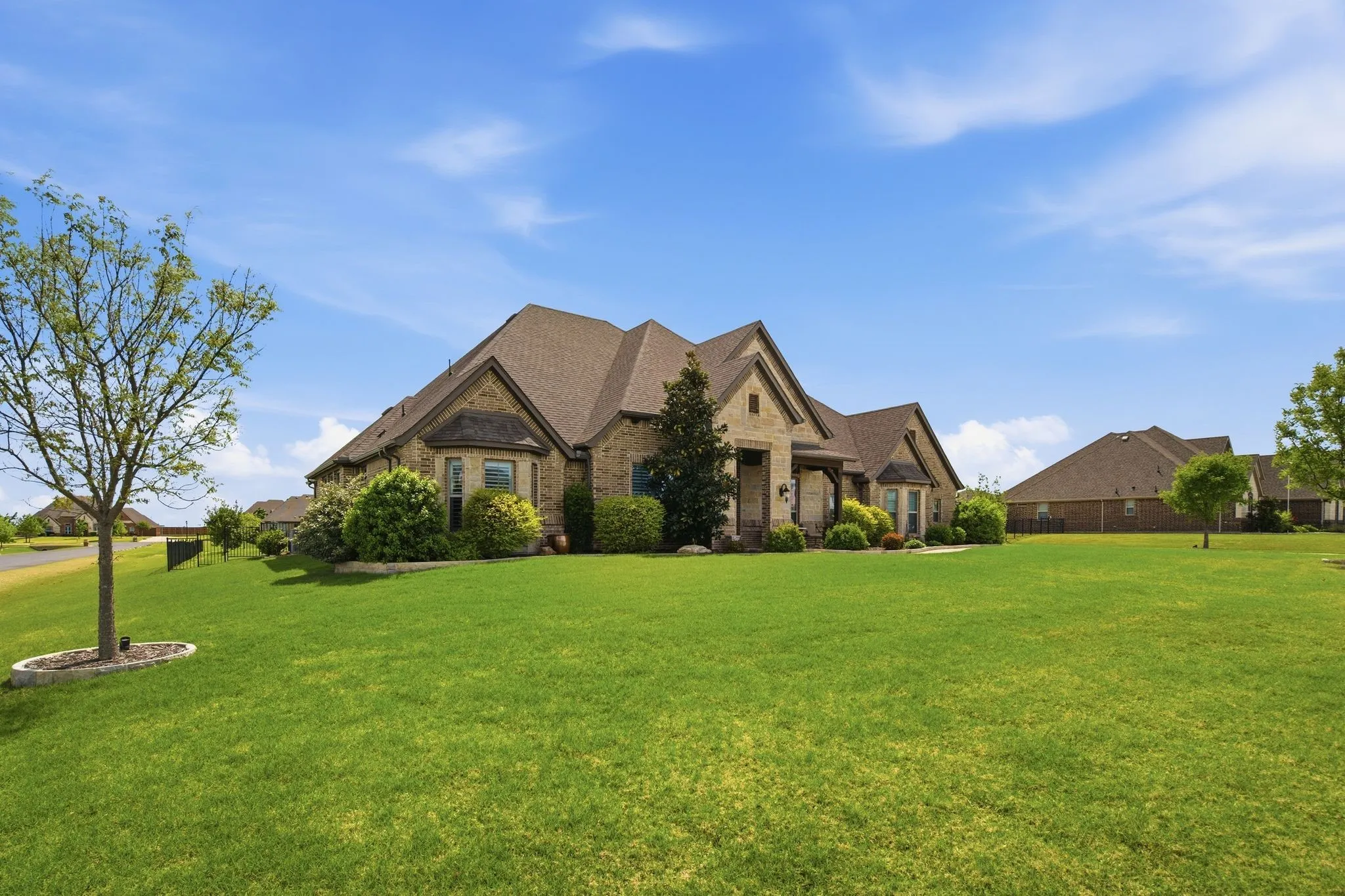 Single Family Residence For Sale in Collin County , 2175 Cattle Street, Celina, Texas 75009, 4 Bedroom, 3 Bathroom, 5 Garage spaces, 3,449 Sqft, built in 2018, mls#21365918, Real Estate Agent in Celina, Homes For Sale in Collin county, Homes For Sale in Celina, Realtor in Celina Texas, Real Estate Brokerage Independent Realty Texas, Luminita Cordes Realtor