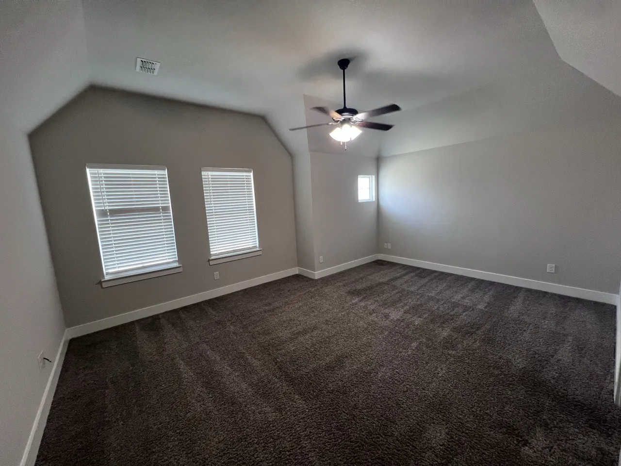 Townhouse For Rent in Collin County , 1203 N Tennessee Street A, Mc Kinney, Texas 75069, 3 Bedroom, 3 Bathroom, 1 Garage spaces, 1,782 Sqft, built in 2020, mls#21366095, Real Estate Agent in Mc Kinney, Homes For Rent in Collin county, Homes For Rent in Mc Kinney, Realtor in Mc Kinney Texas, Real Estate Brokerage Independent Realty Texas, Luminita Cordes Realtor