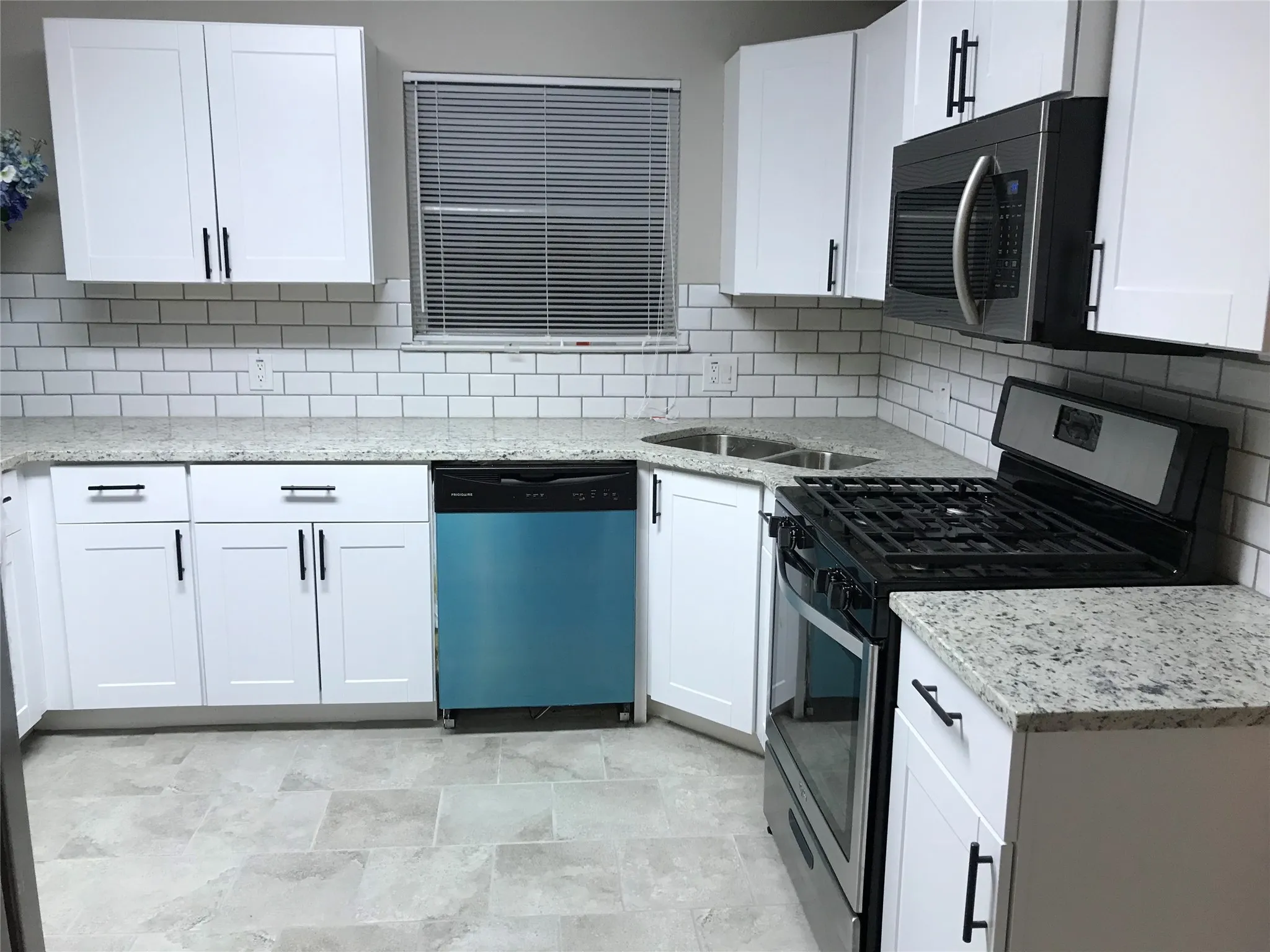 Single Family Residence For Rent in Dallas County , 1502 Dale Place, Irving, Texas 75061, 4 Bedroom, 2 Bathroom, Garage spaces, 1,304 Sqft, built in 1954, Price $2,149, mls#21366096, Real Estate Agent in Irving, Homes For Rent in Dallas county, Homes For Rent in Irving, Realtor in Irving Texas, Real Estate Brokerage Independent Realty Texas, Luminita Cordes Realtor