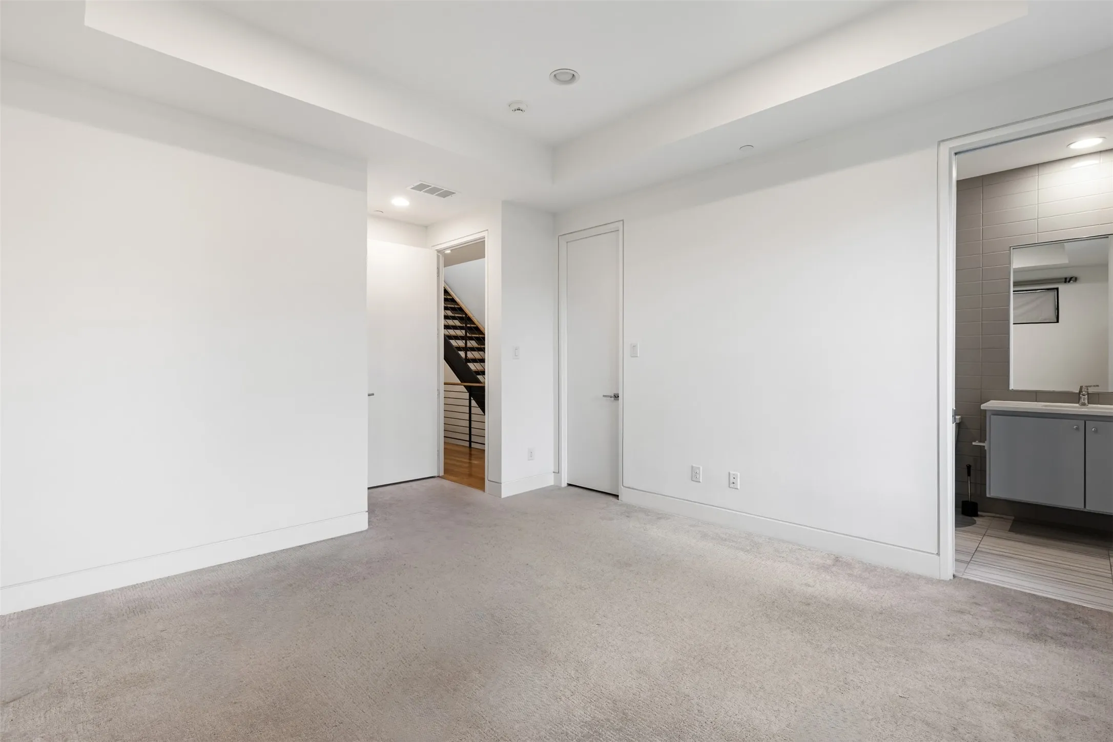 2nd Floor Front Bedroom