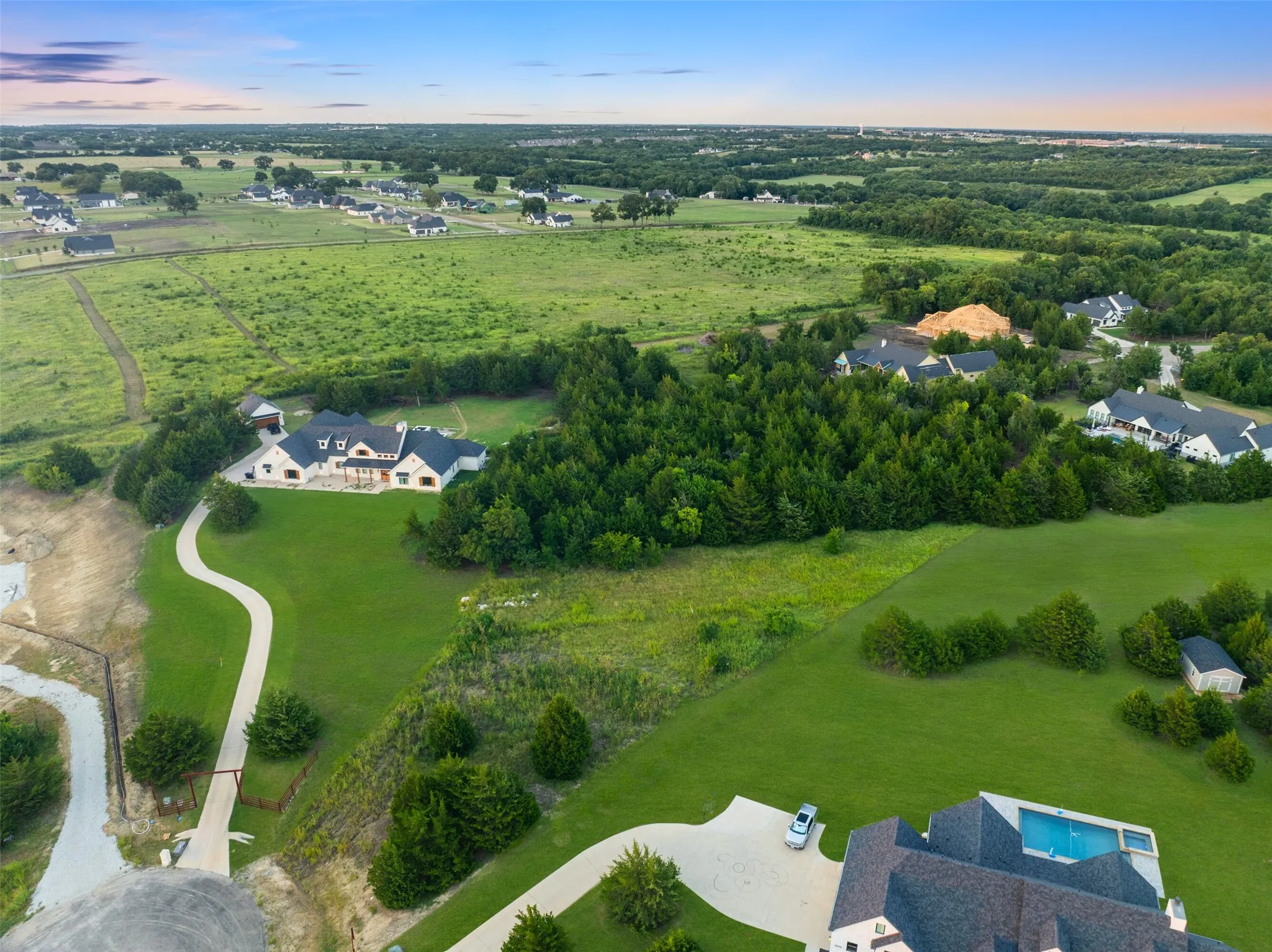 Unimproved Land For Sale in Grayson County , 2612 Stonewall Lane, Van Alstyne, Texas 75495, 0, 0, Garage spaces, 0 Sqft, built in 0, Price $350,000, mls#21366062, Real Estate Agent in Van Alstyne, Homes For Sale in Grayson county, Homes For Sale in Van Alstyne, Realtor in Van Alstyne Texas, Real Estate Brokerage Independent Realty Texas, Luminita Cordes Realtor
