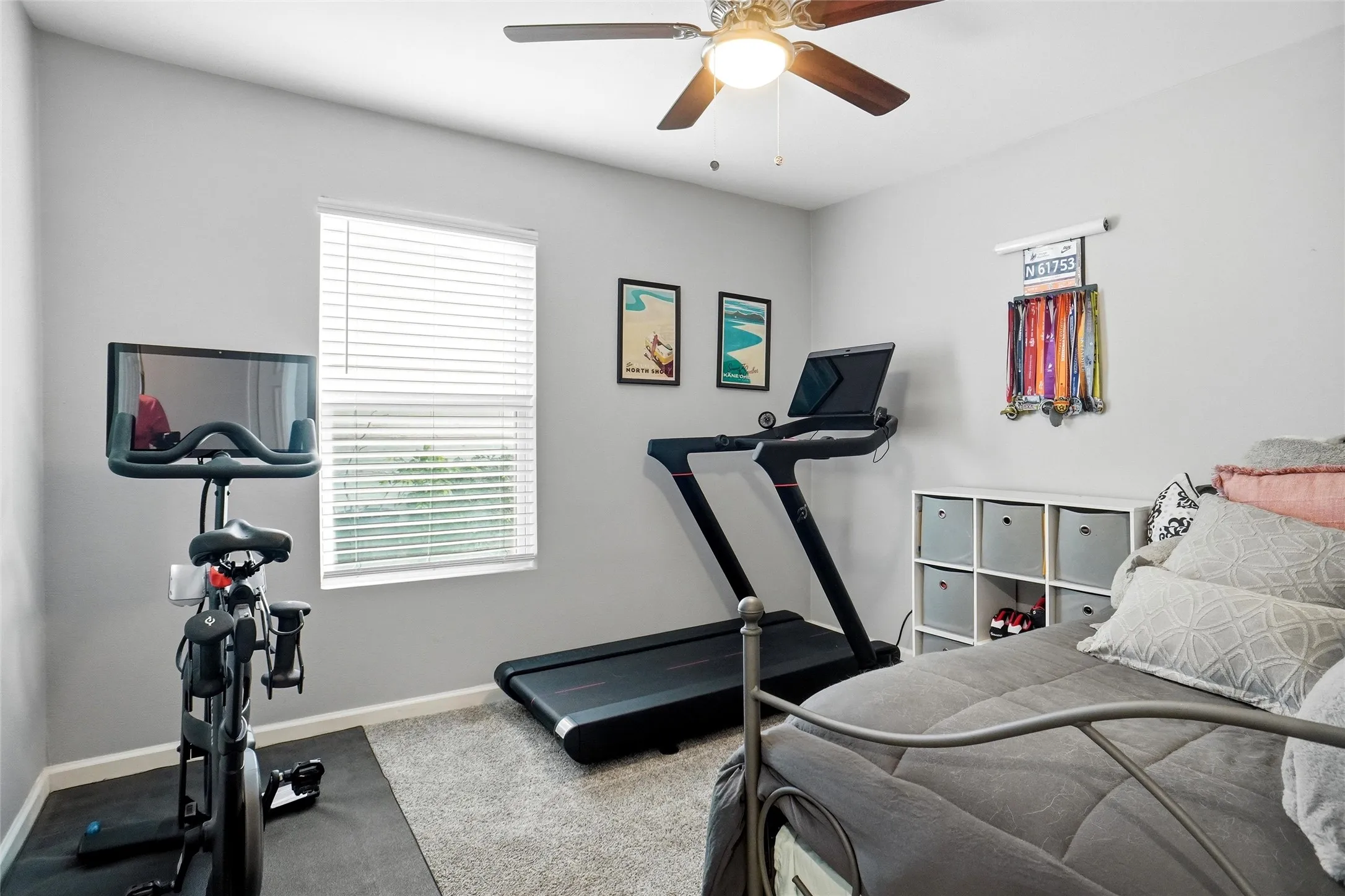 Single Family Residence For Sale in Tarrant County , 436 Arthur Drive, Hurst, Texas 76053, 3 Bedroom, 1 Bathroom, 1 Garage spaces, 1,054 Sqft, built in 1952, mls#21364774, Real Estate Agent in Hurst, Homes For Sale in Tarrant county, Homes For Sale in Hurst, Realtor in Hurst Texas, Real Estate Brokerage Independent Realty Texas, Luminita Cordes Realtor