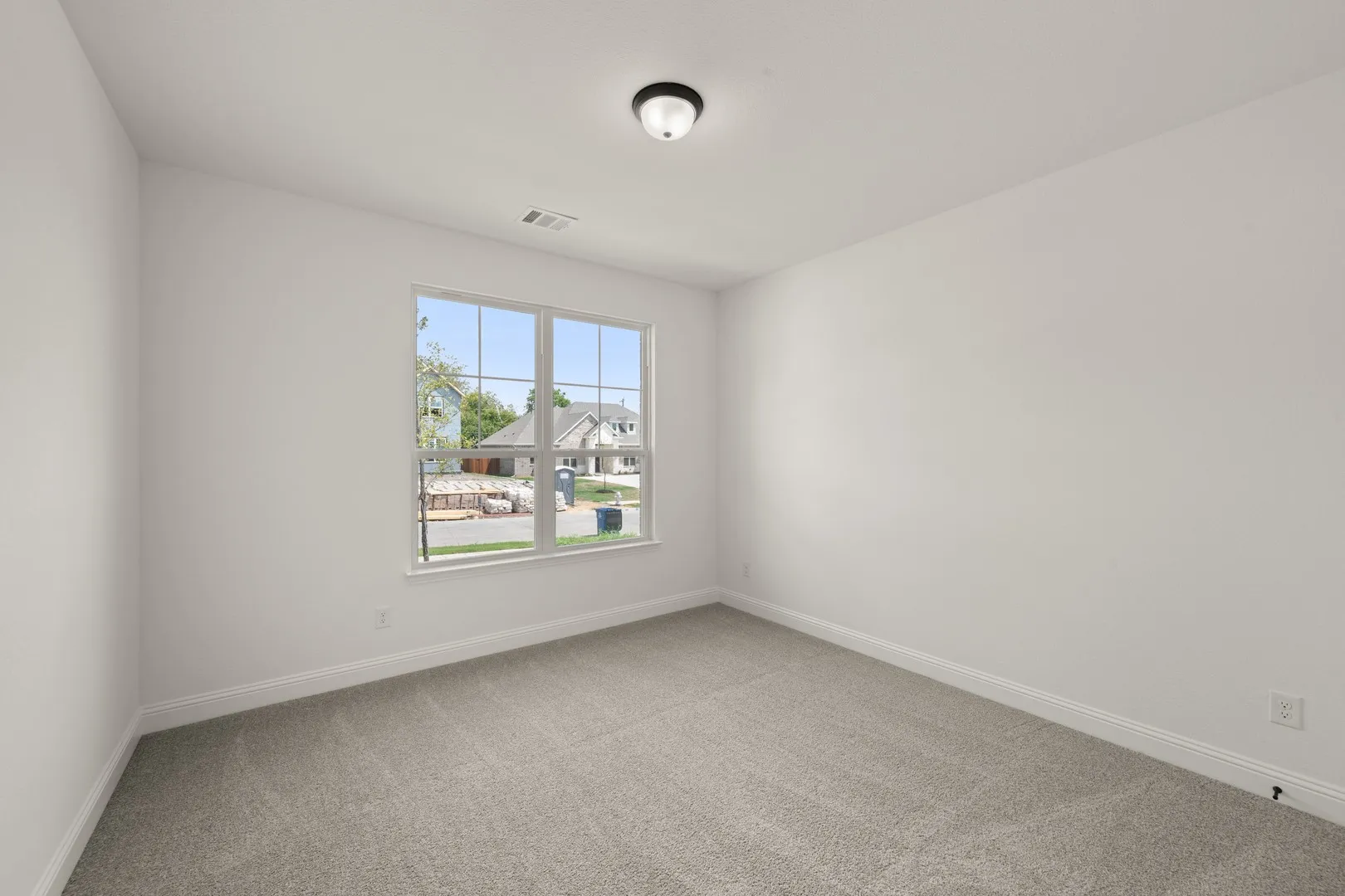 962 Richard Pittmon- Bedroom-1