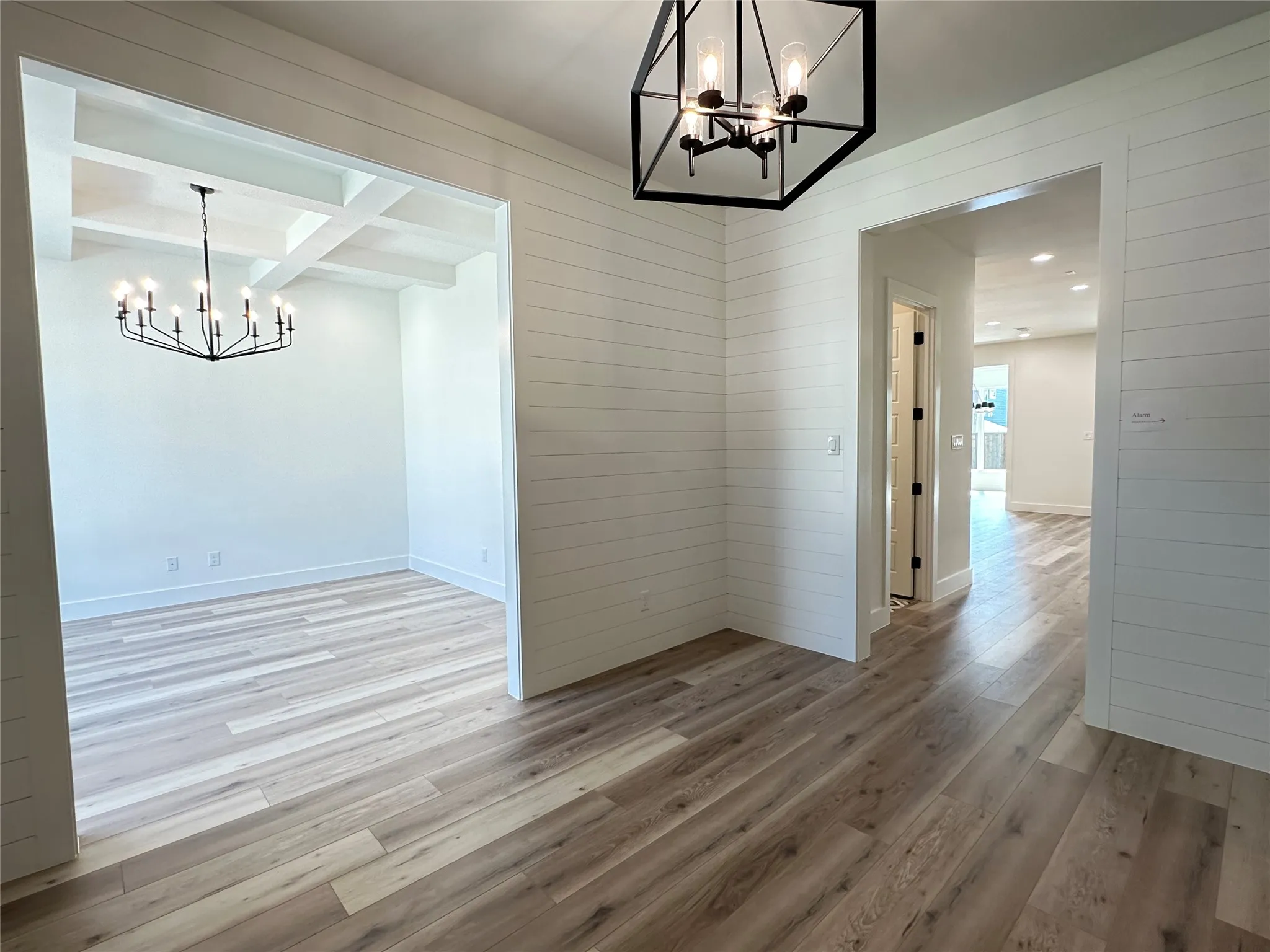 Single Family Residence For Sale in Dallas County , 3908 Rochelle Drive, Dallas, Texas 75220, 4 Bedroom, 4 Bathroom, 2 Garage spaces, 4,281 Sqft, built in 2024, mls#21366110, Real Estate Agent in Dallas, Homes For Sale in Dallas county, Homes For Sale in Dallas, Realtor in Dallas Texas, Real Estate Brokerage Independent Realty Texas, Luminita Cordes Realtor