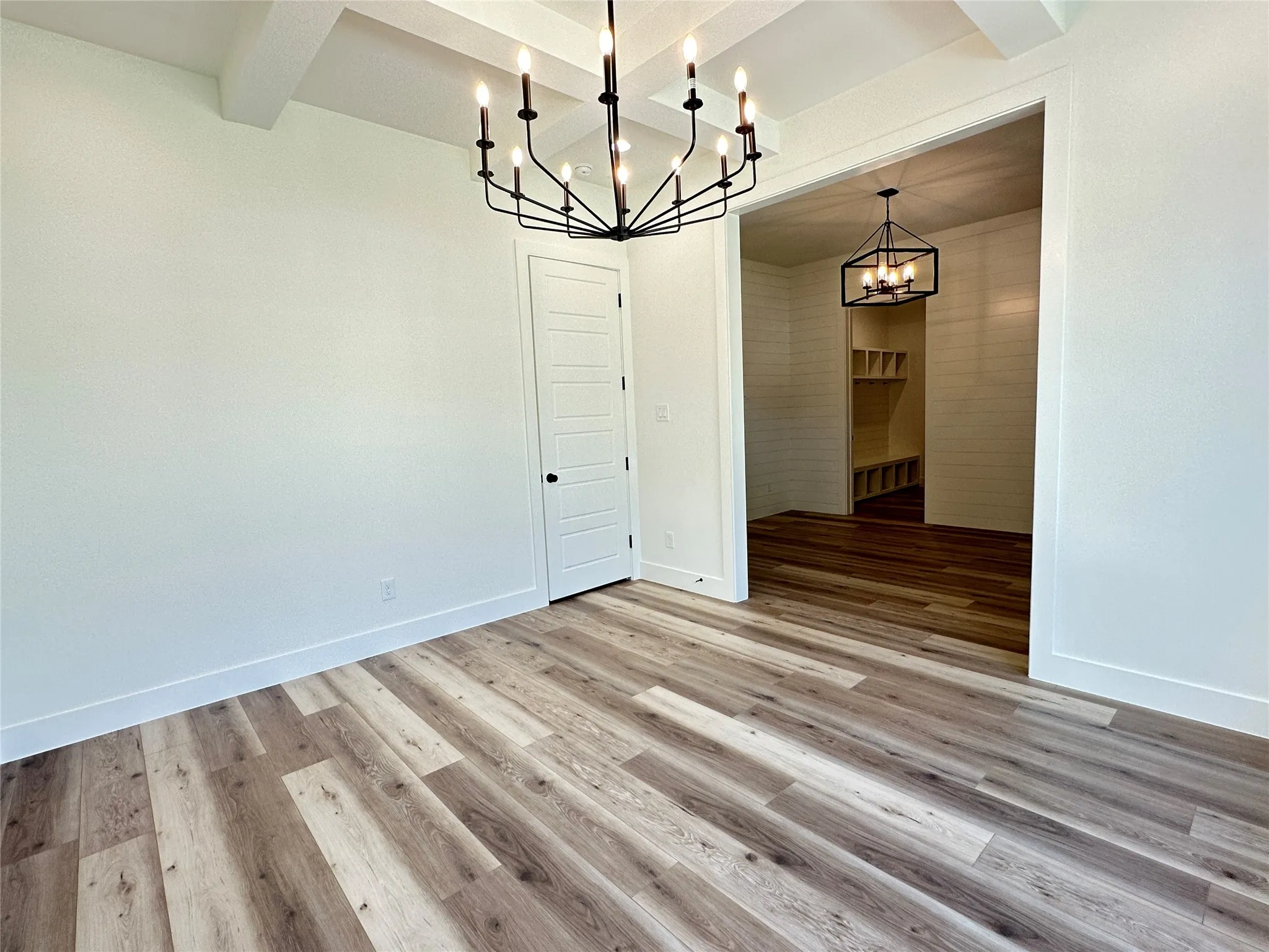 Single Family Residence For Sale in Dallas County , 3908 Rochelle Drive, Dallas, Texas 75220, 4 Bedroom, 4 Bathroom, 2 Garage spaces, 4,281 Sqft, built in 2024, mls#21366110, Real Estate Agent in Dallas, Homes For Sale in Dallas county, Homes For Sale in Dallas, Realtor in Dallas Texas, Real Estate Brokerage Independent Realty Texas, Luminita Cordes Realtor