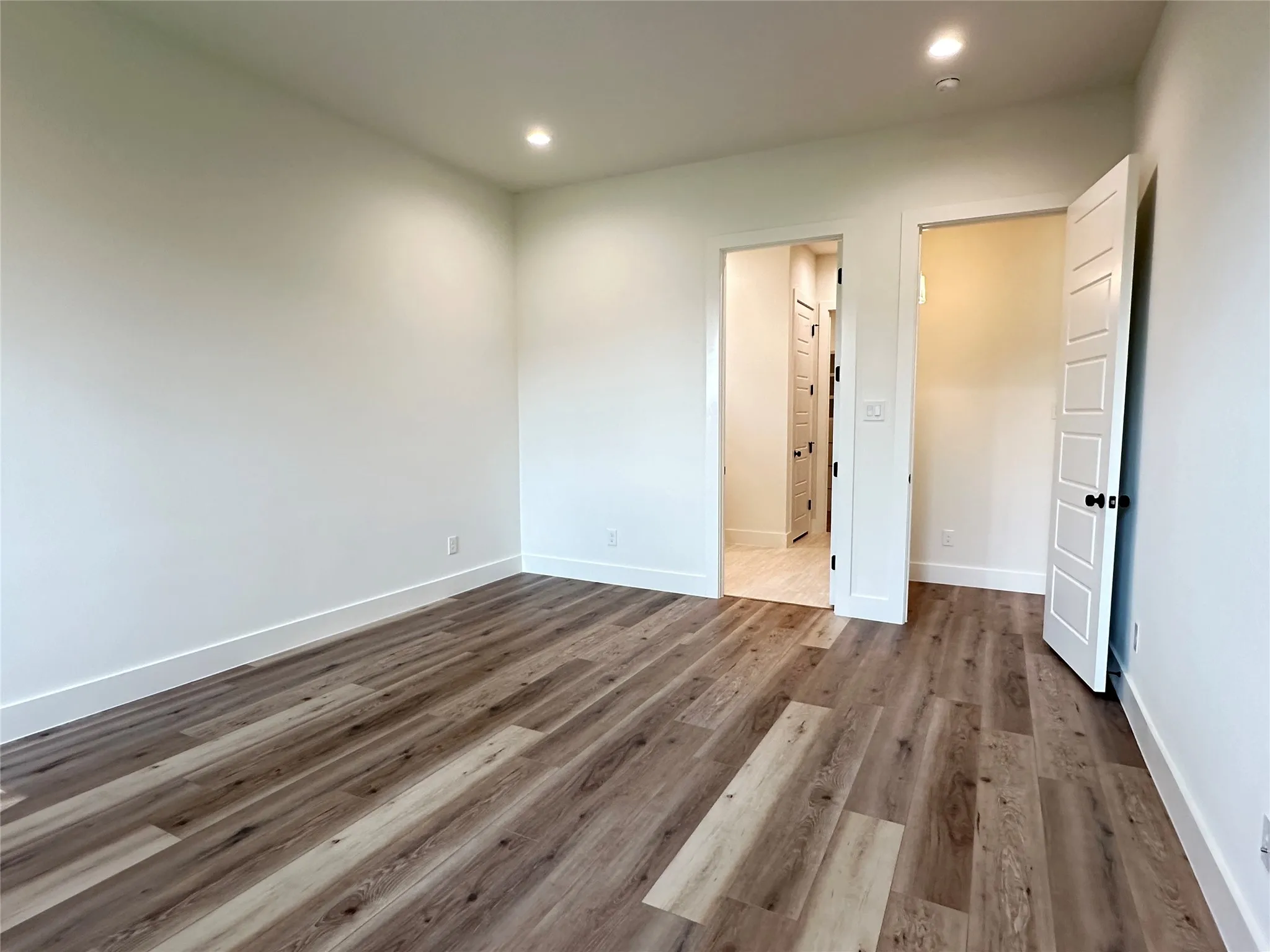Single Family Residence For Sale in Dallas County , 3908 Rochelle Drive, Dallas, Texas 75220, 4 Bedroom, 4 Bathroom, 2 Garage spaces, 4,281 Sqft, built in 2024, mls#21366110, Real Estate Agent in Dallas, Homes For Sale in Dallas county, Homes For Sale in Dallas, Realtor in Dallas Texas, Real Estate Brokerage Independent Realty Texas, Luminita Cordes Realtor