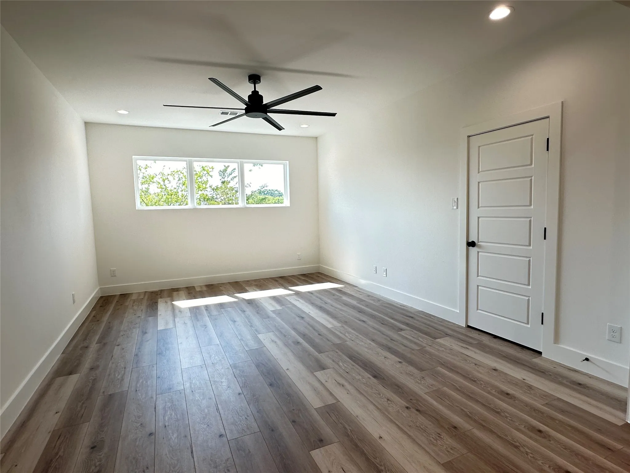Single Family Residence For Sale in Dallas County , 3908 Rochelle Drive, Dallas, Texas 75220, 4 Bedroom, 4 Bathroom, 2 Garage spaces, 4,281 Sqft, built in 2024, mls#21366110, Real Estate Agent in Dallas, Homes For Sale in Dallas county, Homes For Sale in Dallas, Realtor in Dallas Texas, Real Estate Brokerage Independent Realty Texas, Luminita Cordes Realtor