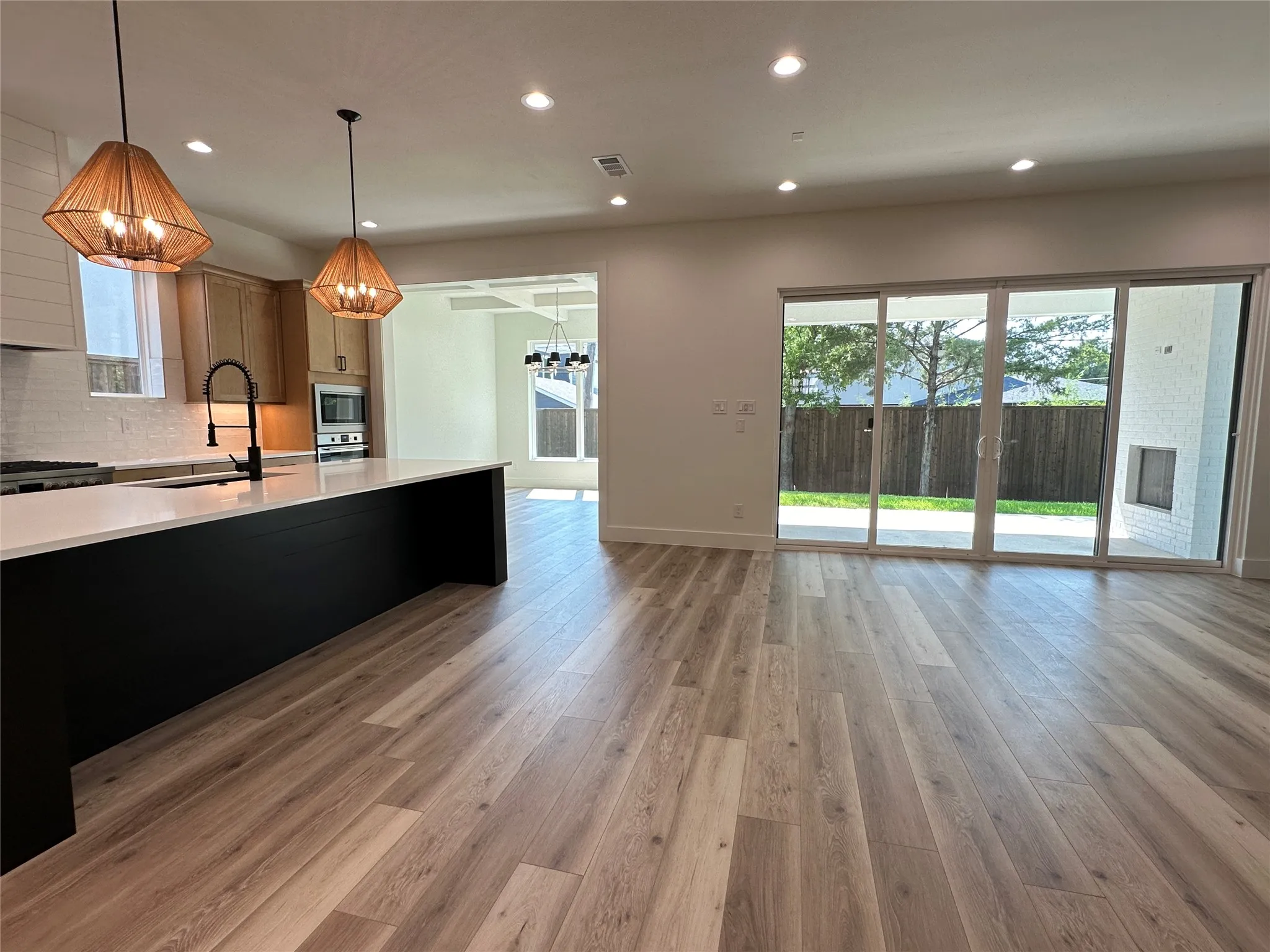 Single Family Residence For Sale in Dallas County , 3908 Rochelle Drive, Dallas, Texas 75220, 4 Bedroom, 4 Bathroom, 2 Garage spaces, 4,281 Sqft, built in 2024, mls#21366110, Real Estate Agent in Dallas, Homes For Sale in Dallas county, Homes For Sale in Dallas, Realtor in Dallas Texas, Real Estate Brokerage Independent Realty Texas, Luminita Cordes Realtor