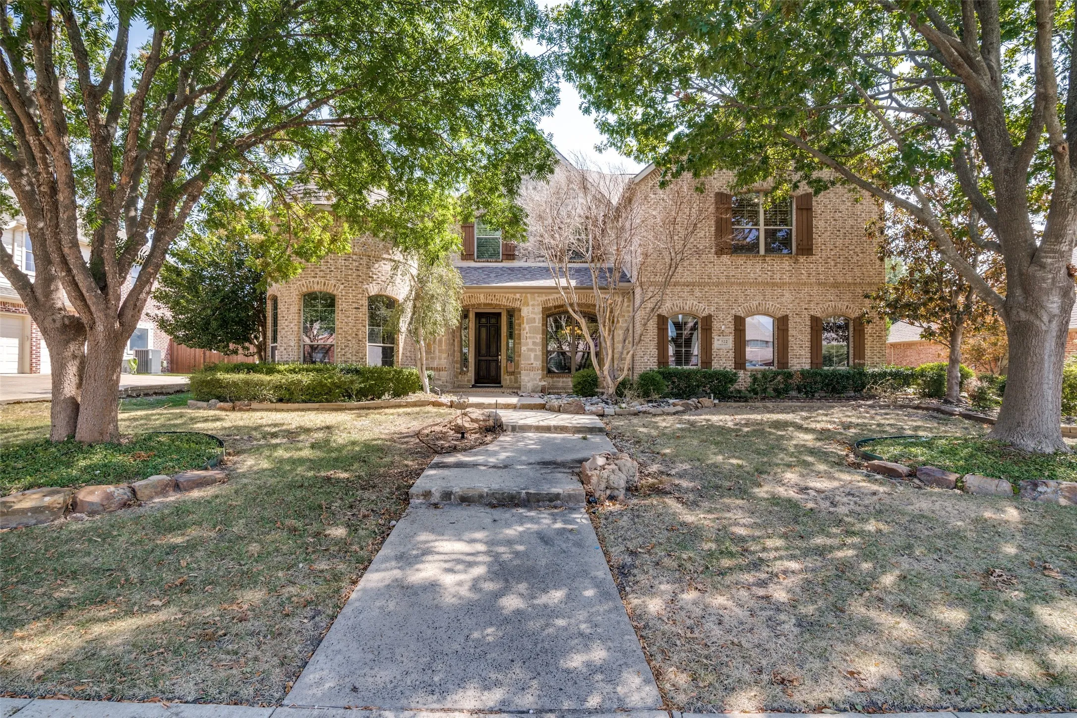 Single Family Residence For Sale in Collin County , 522 Oakhurst Drive, Murphy, Texas 75094, 4 Bedroom, 4 Bathroom, 3 Garage spaces, 4,045 Sqft, built in 2004, mls#21366022, Real Estate Agent in Murphy, Homes For Sale in Collin county, Homes For Sale in Murphy, Realtor in Murphy Texas, Real Estate Brokerage Independent Realty Texas, Luminita Cordes Realtor
