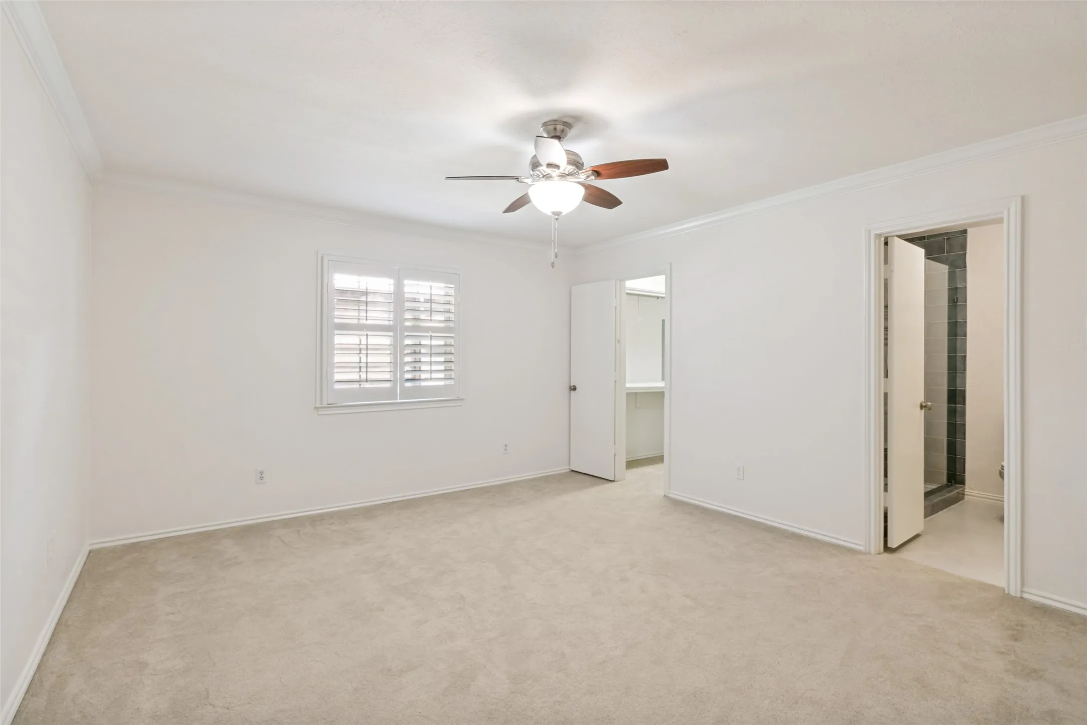 Single Family Residence For Sale in Dallas County , 15305 Leavalley Drive, Dallas, Texas 75248, 4 Bedroom, 3 Bathroom, 2 Garage spaces, 3,020 Sqft, built in 1974, mls#21363270, Real Estate Agent in Dallas, Homes For Sale in Dallas county, Homes For Sale in Dallas, Realtor in Dallas Texas, Real Estate Brokerage Independent Realty Texas, Luminita Cordes Realtor