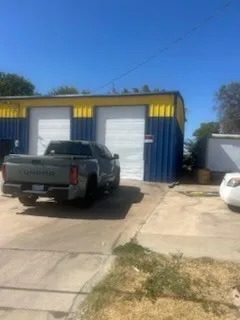 Retail For Rent in Tarrant County , 305 N Grants Lane, White Settlement, Texas 76108, 0, 0, Garage spaces, 0 Sqft, built in 1984, Price $1,900, mls#21366115, Real Estate Agent in White Settlement, Homes For Rent in Tarrant county, Homes For Rent in White Settlement, Realtor in White Settlement Texas, Real Estate Brokerage Independent Realty Texas, Luminita Cordes Realtor