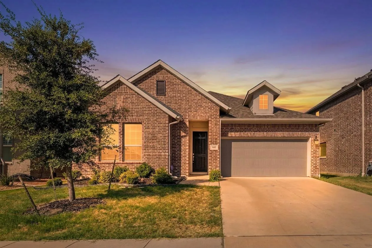 Single Family Residence For Rent in Kaufman County , 1852 Arbor Drive, Forney, Texas 75126, 4 Bedroom, 3 Bathroom, 2 Garage spaces, 2,162 Sqft, built in 2021, mls#21366124, Real Estate Agent in Forney, Homes For Rent in Kaufman county, Homes For Rent in Forney, Realtor in Forney Texas, Real Estate Brokerage Independent Realty Texas, Luminita Cordes Realtor