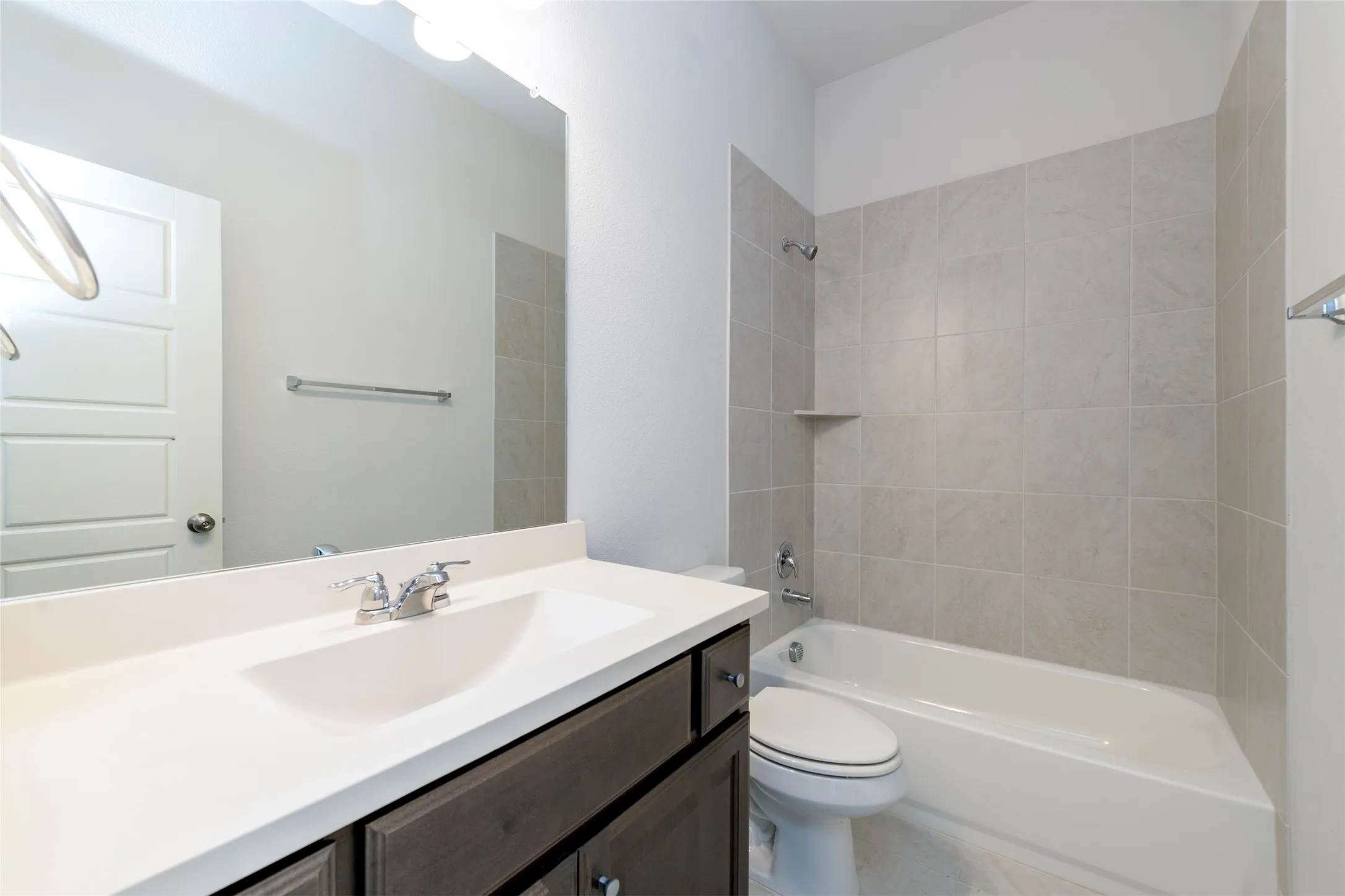 Single Family Residence For Rent in Kaufman County , 1852 Arbor Drive, Forney, Texas 75126, 4 Bedroom, 3 Bathroom, 2 Garage spaces, 2,162 Sqft, built in 2021, mls#21366124, Real Estate Agent in Forney, Homes For Rent in Kaufman county, Homes For Rent in Forney, Realtor in Forney Texas, Real Estate Brokerage Independent Realty Texas, Luminita Cordes Realtor