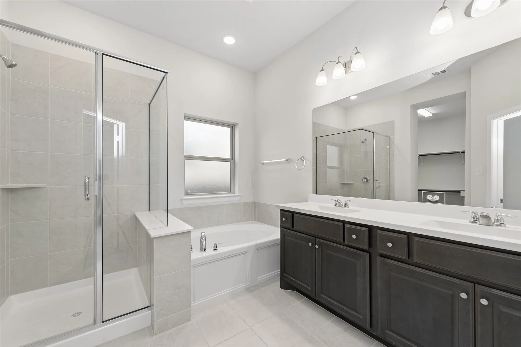 Single Family Residence For Rent in Kaufman County , 1852 Arbor Drive, Forney, Texas 75126, 4 Bedroom, 3 Bathroom, 2 Garage spaces, 2,162 Sqft, built in 2021, mls#21366124, Real Estate Agent in Forney, Homes For Rent in Kaufman county, Homes For Rent in Forney, Realtor in Forney Texas, Real Estate Brokerage Independent Realty Texas, Luminita Cordes Realtor