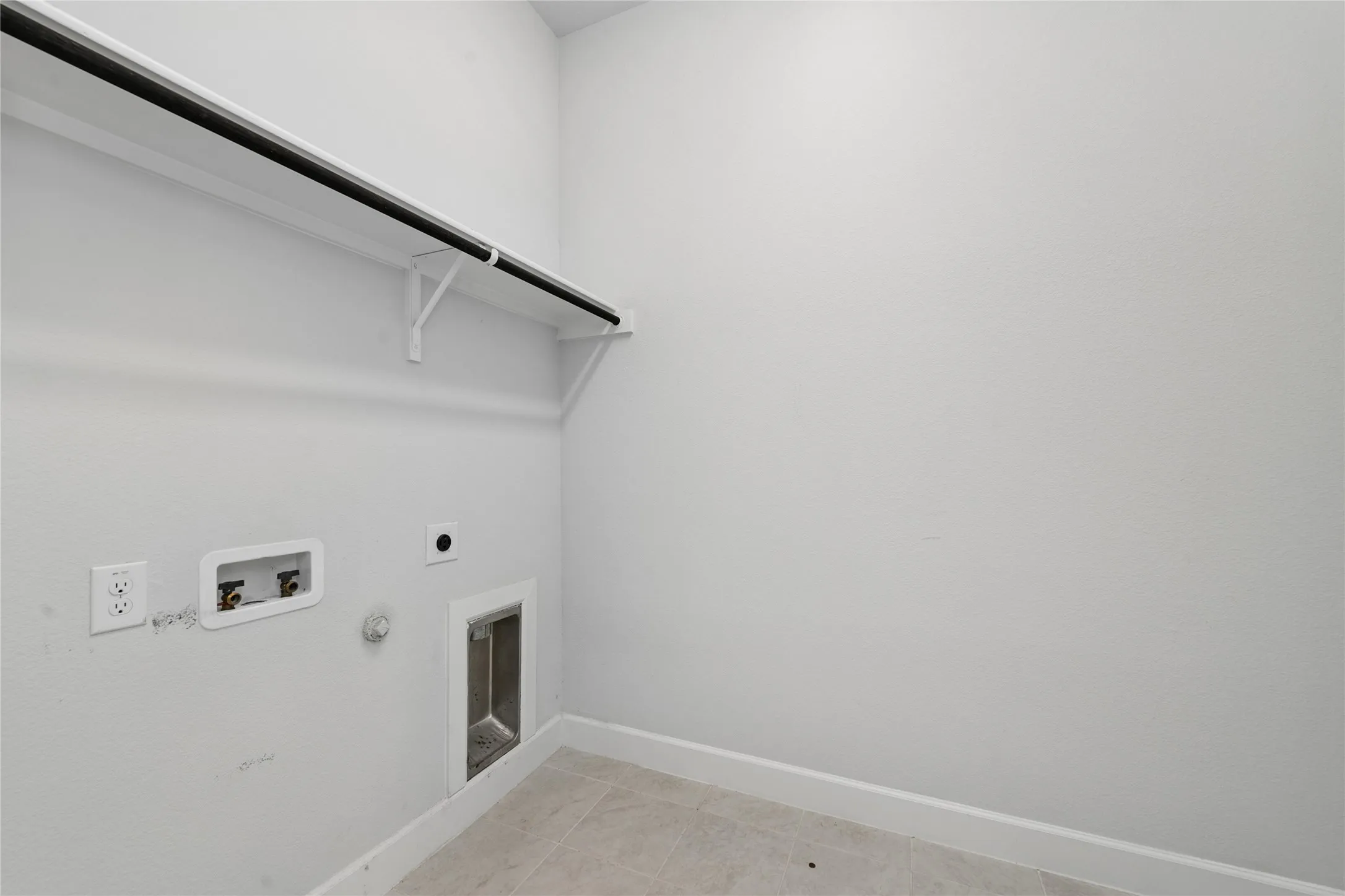 Single Family Residence For Rent in Kaufman County , 1852 Arbor Drive, Forney, Texas 75126, 4 Bedroom, 3 Bathroom, 2 Garage spaces, 2,162 Sqft, built in 2021, mls#21366124, Real Estate Agent in Forney, Homes For Rent in Kaufman county, Homes For Rent in Forney, Realtor in Forney Texas, Real Estate Brokerage Independent Realty Texas, Luminita Cordes Realtor