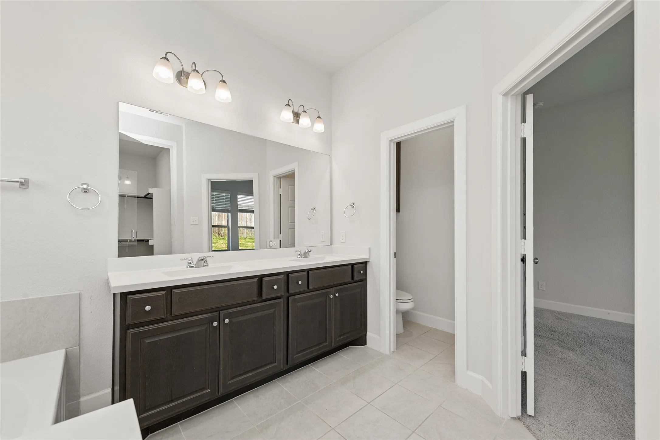 Single Family Residence For Rent in Kaufman County , 1852 Arbor Drive, Forney, Texas 75126, 4 Bedroom, 3 Bathroom, 2 Garage spaces, 2,162 Sqft, built in 2021, mls#21366124, Real Estate Agent in Forney, Homes For Rent in Kaufman county, Homes For Rent in Forney, Realtor in Forney Texas, Real Estate Brokerage Independent Realty Texas, Luminita Cordes Realtor