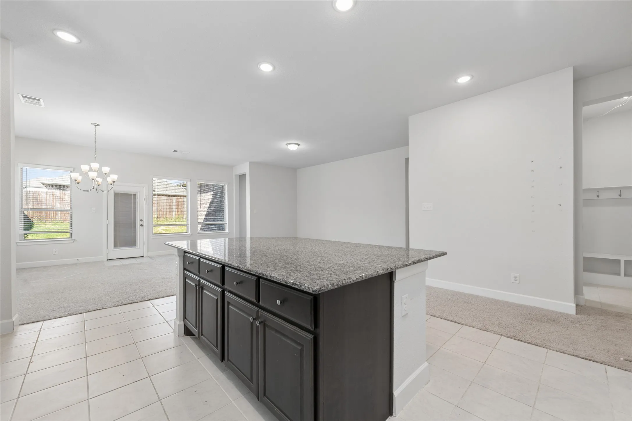 Single Family Residence For Rent in Kaufman County , 1852 Arbor Drive, Forney, Texas 75126, 4 Bedroom, 3 Bathroom, 2 Garage spaces, 2,162 Sqft, built in 2021, mls#21366124, Real Estate Agent in Forney, Homes For Rent in Kaufman county, Homes For Rent in Forney, Realtor in Forney Texas, Real Estate Brokerage Independent Realty Texas, Luminita Cordes Realtor