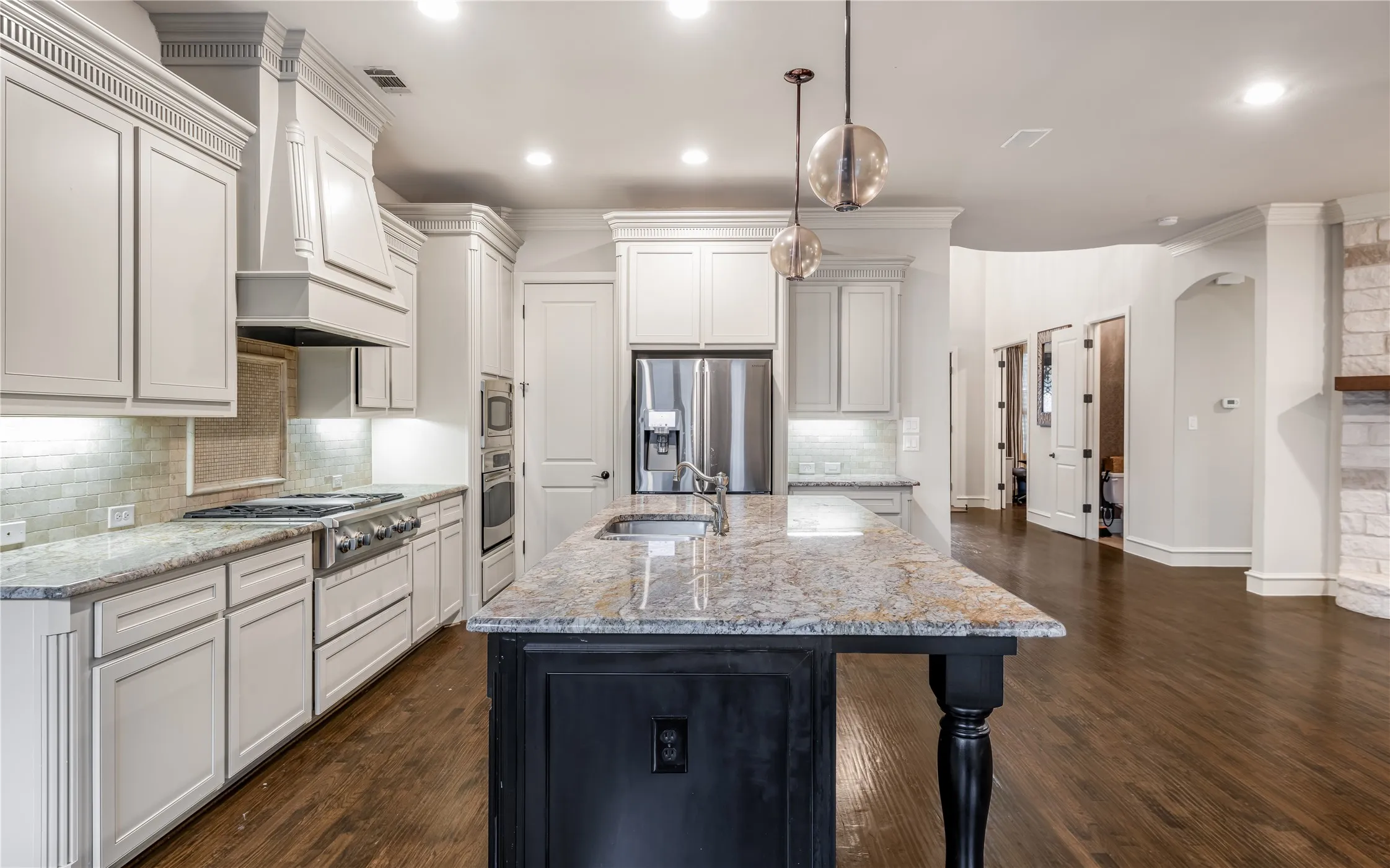 Single Family Residence For Sale in Collin County , 6208 Jacqueline Drive, Plano, Texas 75024, 4 Bedroom, 4 Bathroom, 3 Garage spaces, 4,206 Sqft, built in 2012, mls#21366088, Real Estate Agent in Plano, Homes For Sale in Collin county, Homes For Sale in Plano, Realtor in Plano Texas, Real Estate Brokerage Independent Realty Texas, Luminita Cordes Realtor