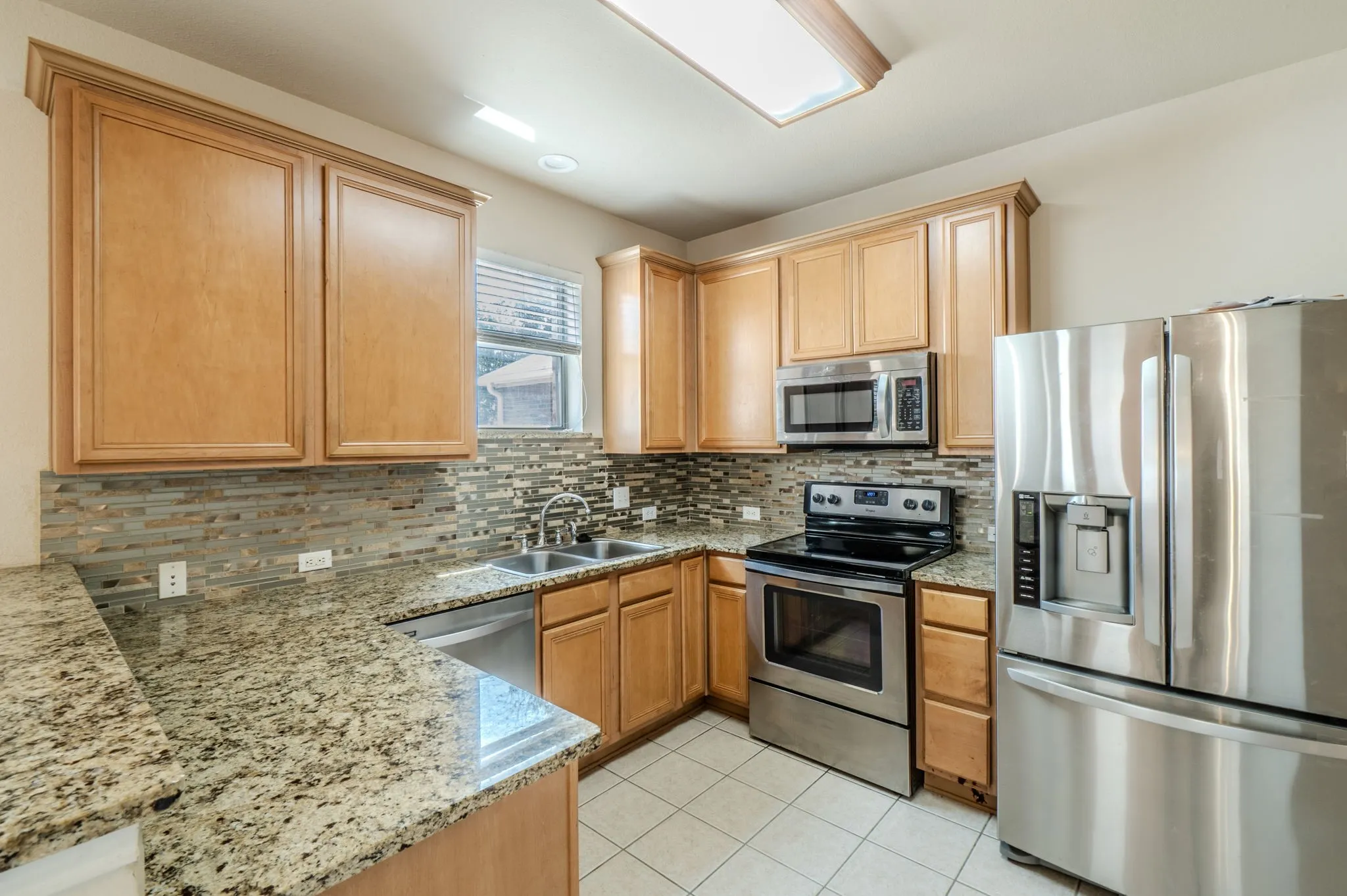 Single Family Residence For Sale in Tarrant County , 3212 Ladera Drive, Bedford, Texas 76021, 4 Bedroom, 3 Bathroom, 2 Garage spaces, 1,895 Sqft, built in 2004, mls#21366141, Real Estate Agent in Bedford, Homes For Sale in Tarrant county, Homes For Sale in Bedford, Realtor in Bedford Texas, Real Estate Brokerage Independent Realty Texas, Luminita Cordes Realtor