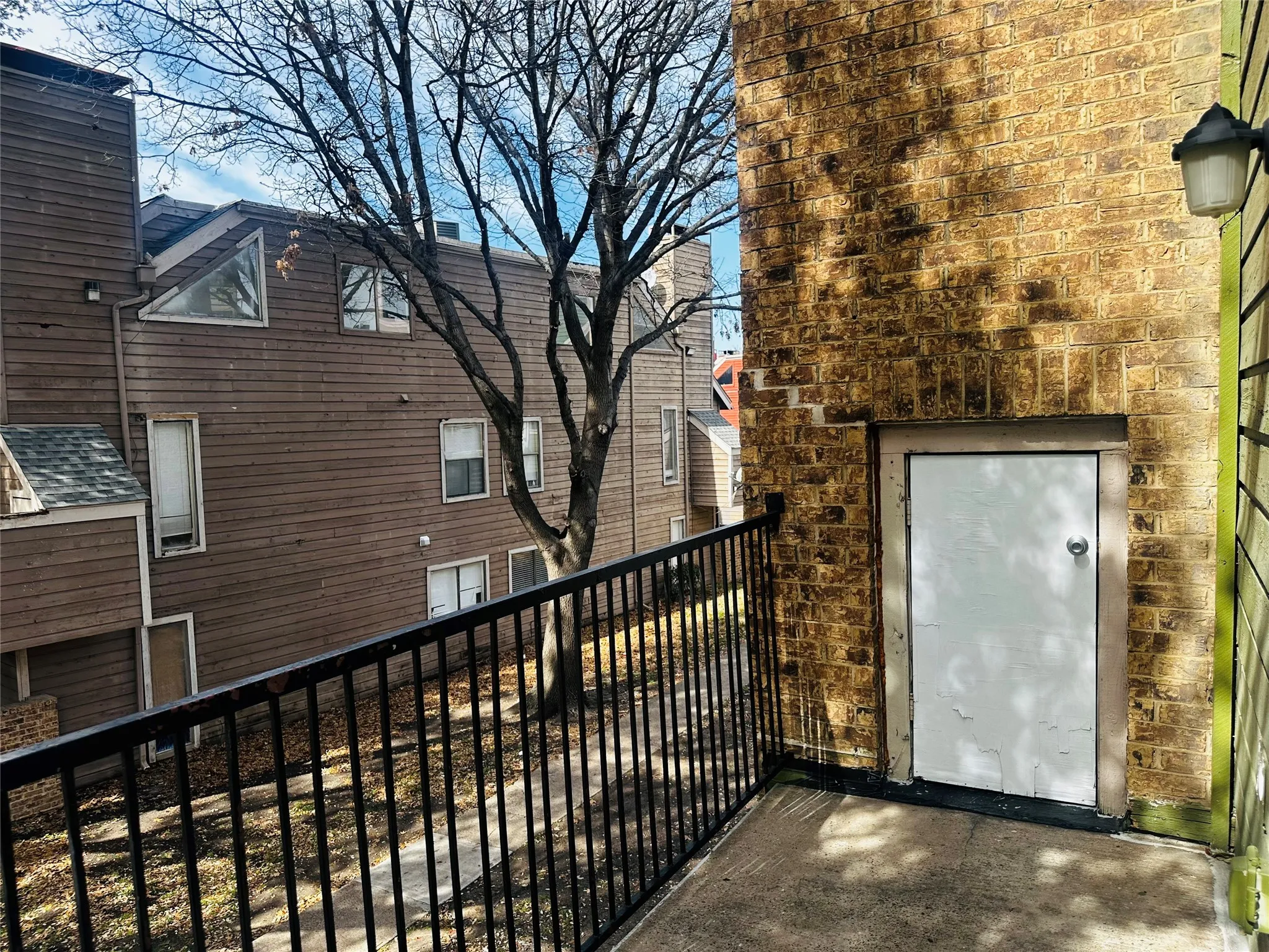 Condominium For Sale in Dallas County , 9837 Walnut Street S202, Dallas, Texas 75243, 2 Bedroom, 2 Bathroom, Garage spaces, 1,031 Sqft, built in 2018, Price $99,500, mls#21366131, Real Estate Agent in Dallas, Homes For Sale in Dallas county, Homes For Sale in Dallas, Realtor in Dallas Texas, Real Estate Brokerage Independent Realty Texas, Luminita Cordes Realtor